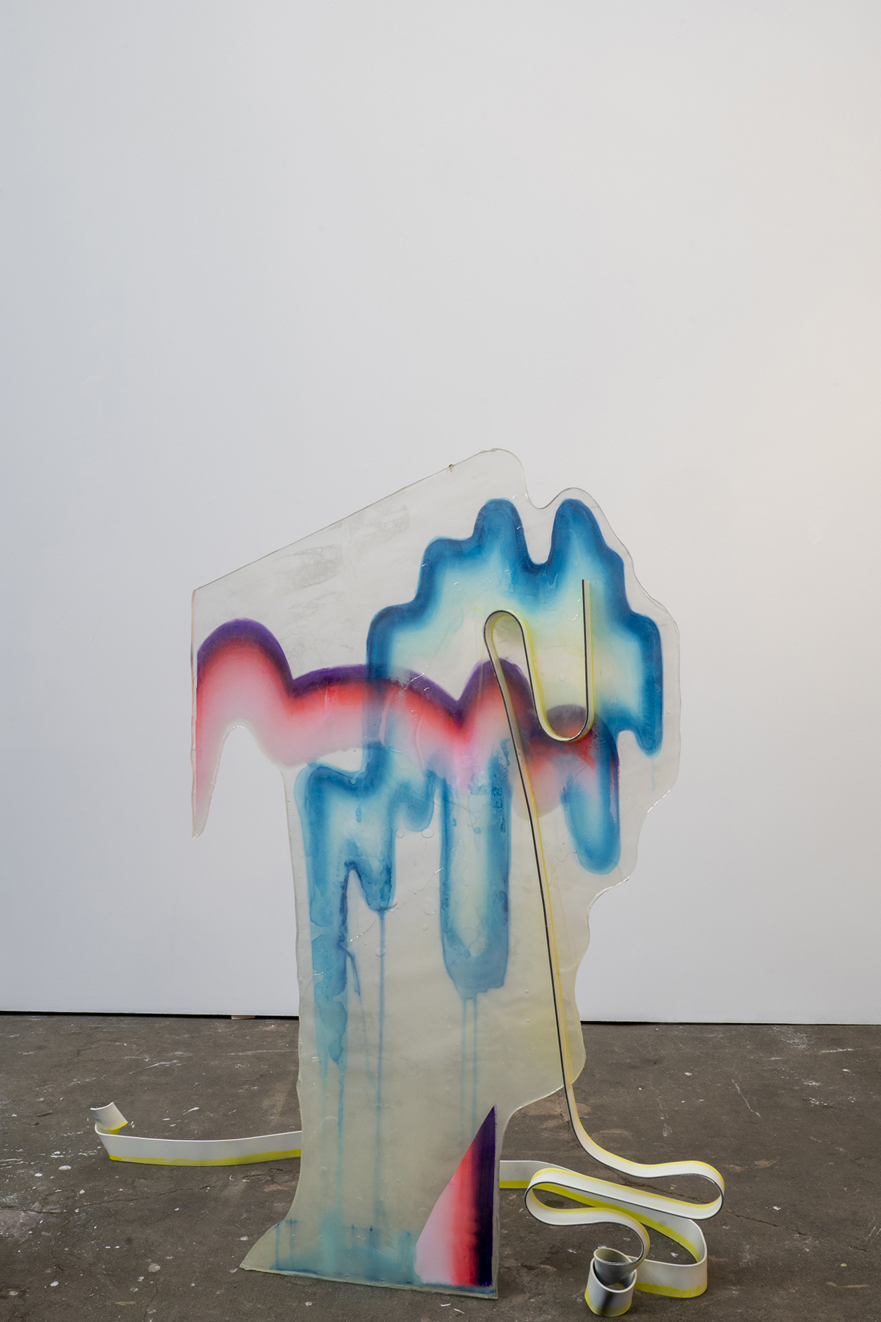 Béranger LAYMOND, #KNtr1T, 2021, Peinture acrylique, fibre de verre, résine époxy, acier, 100x40x120cm