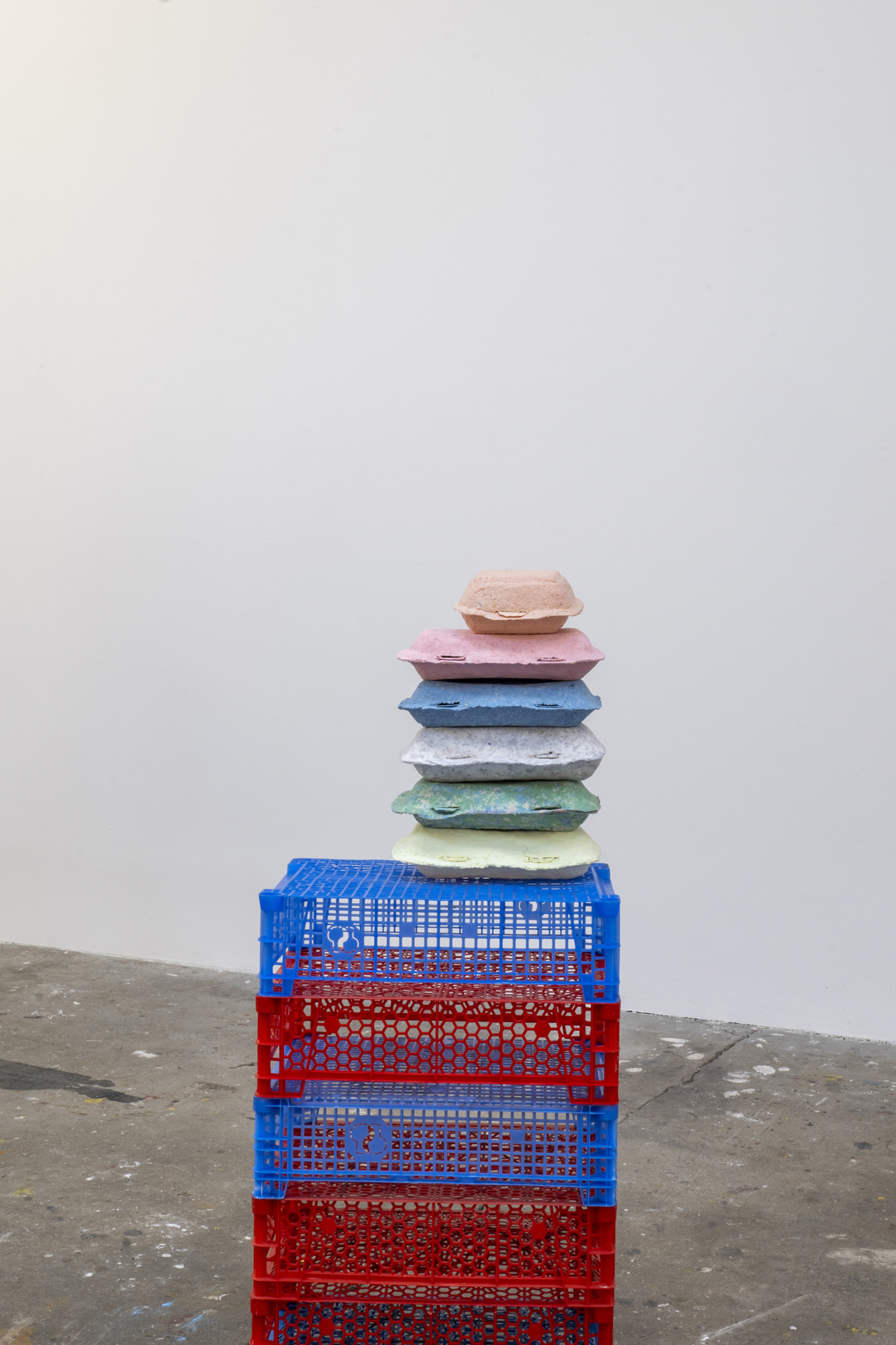 Céline VACHÉ OLIVIERI, Stuff that dreams are made of, 2021, Papier, enduit, dimensions standards