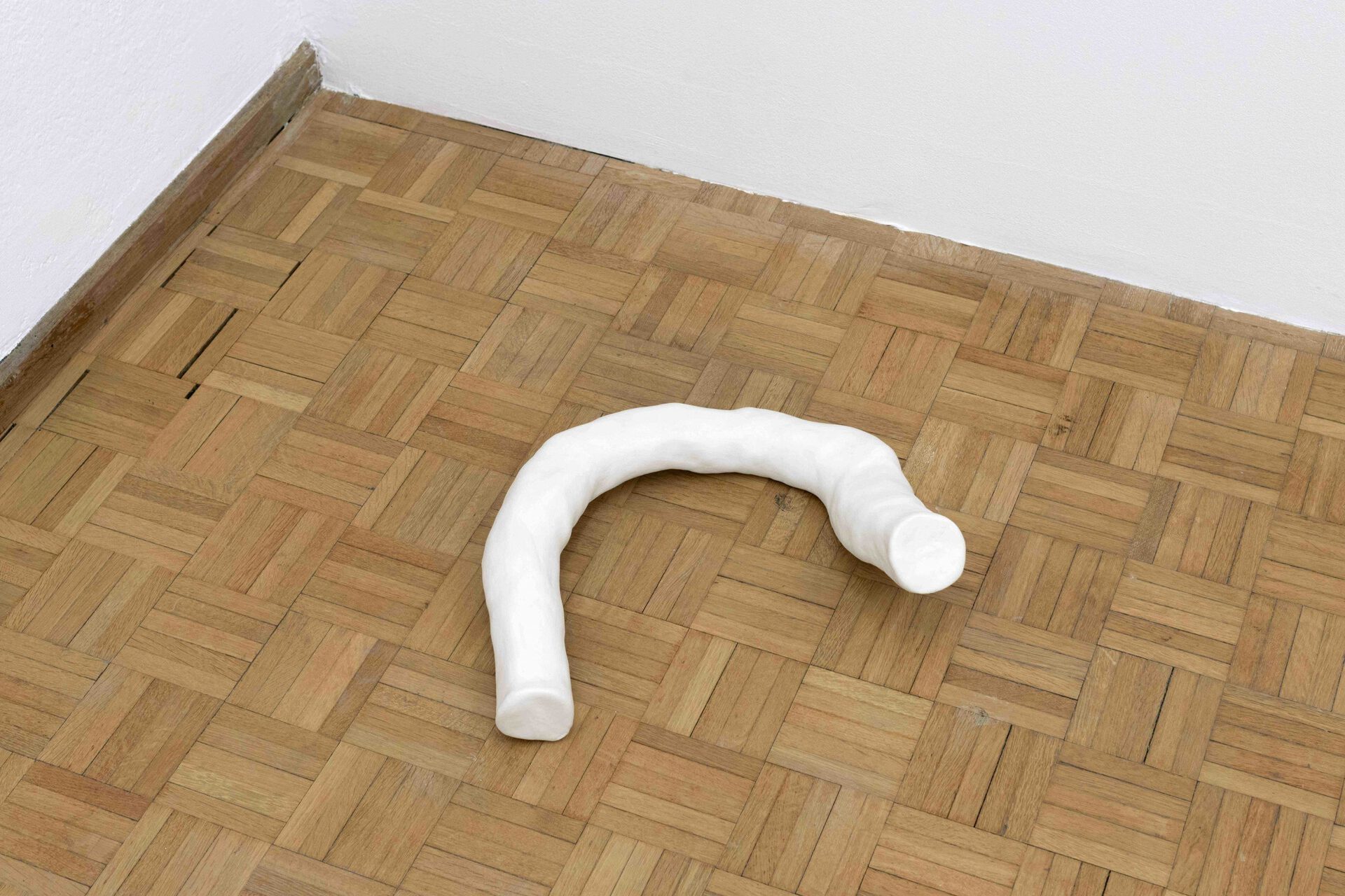 Barbara Kapusta, ( (Reclining), 2018 Porcelain, 30 × 50 × 50 cm