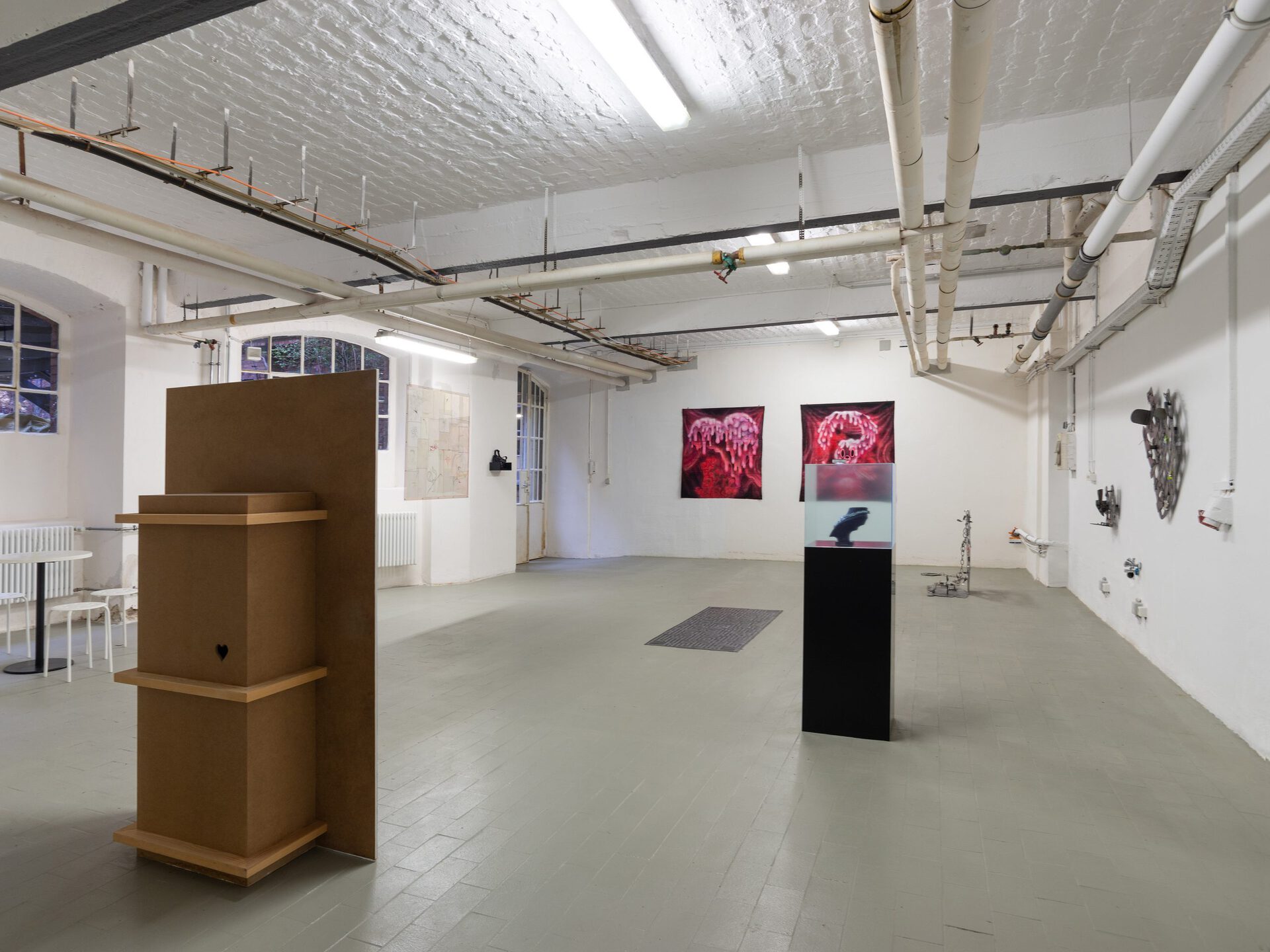 (in)visible hearts, installation view 6