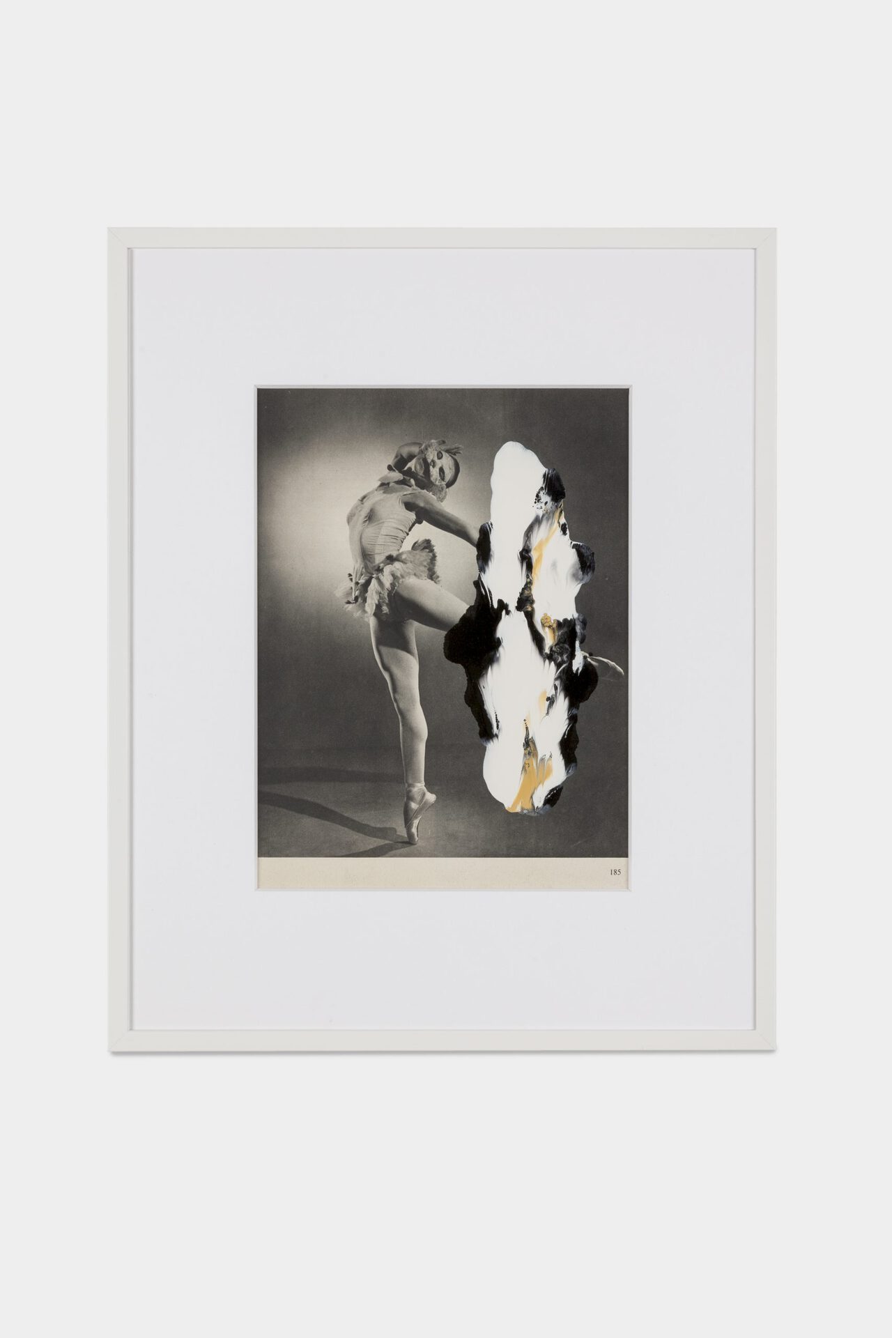 Linder, Superautomatism Grand Jeté XI, 2015, enamel on book page, 45 x 37 cm
