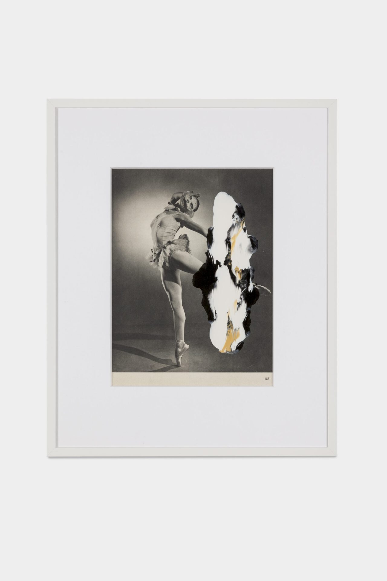 Linder, Superautomatism Grand Jeté XI, 2015, enamel on book page, 45 x 37 cm