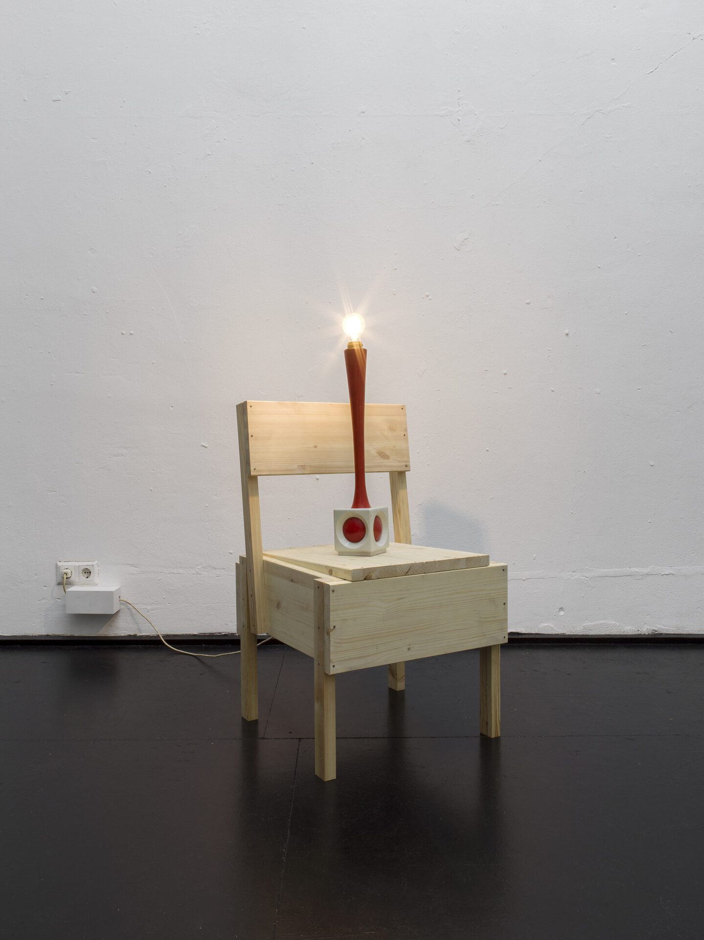 Samuel Haitz, Sedia (Lamp), 2022, Chair built after Enzo Mari’s design Sedia 1, programmed lamp