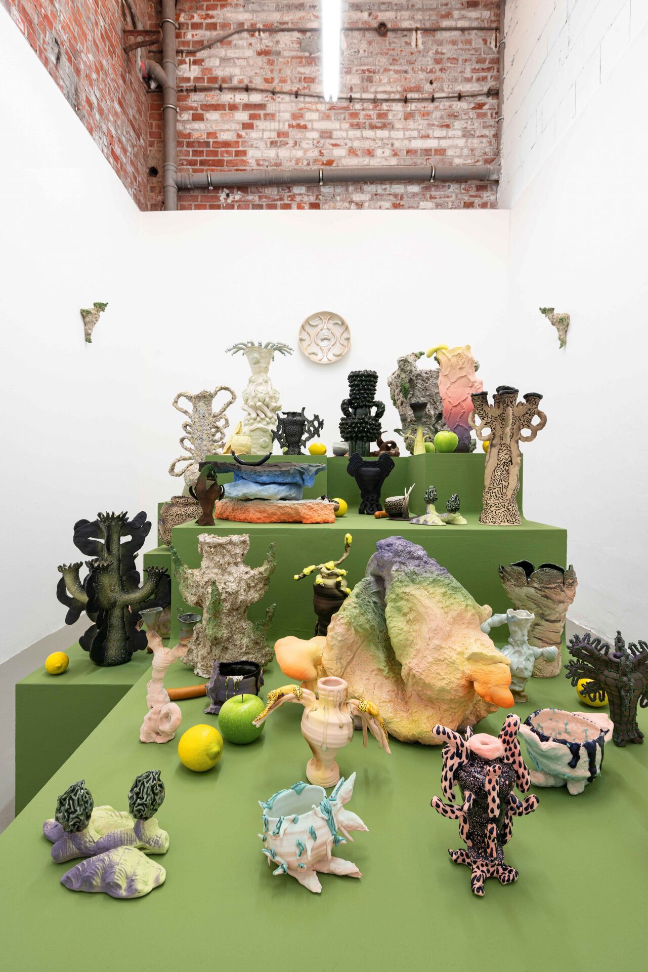 Nitsa Meletopoulos, Grotto-Modo, exhibition view 4