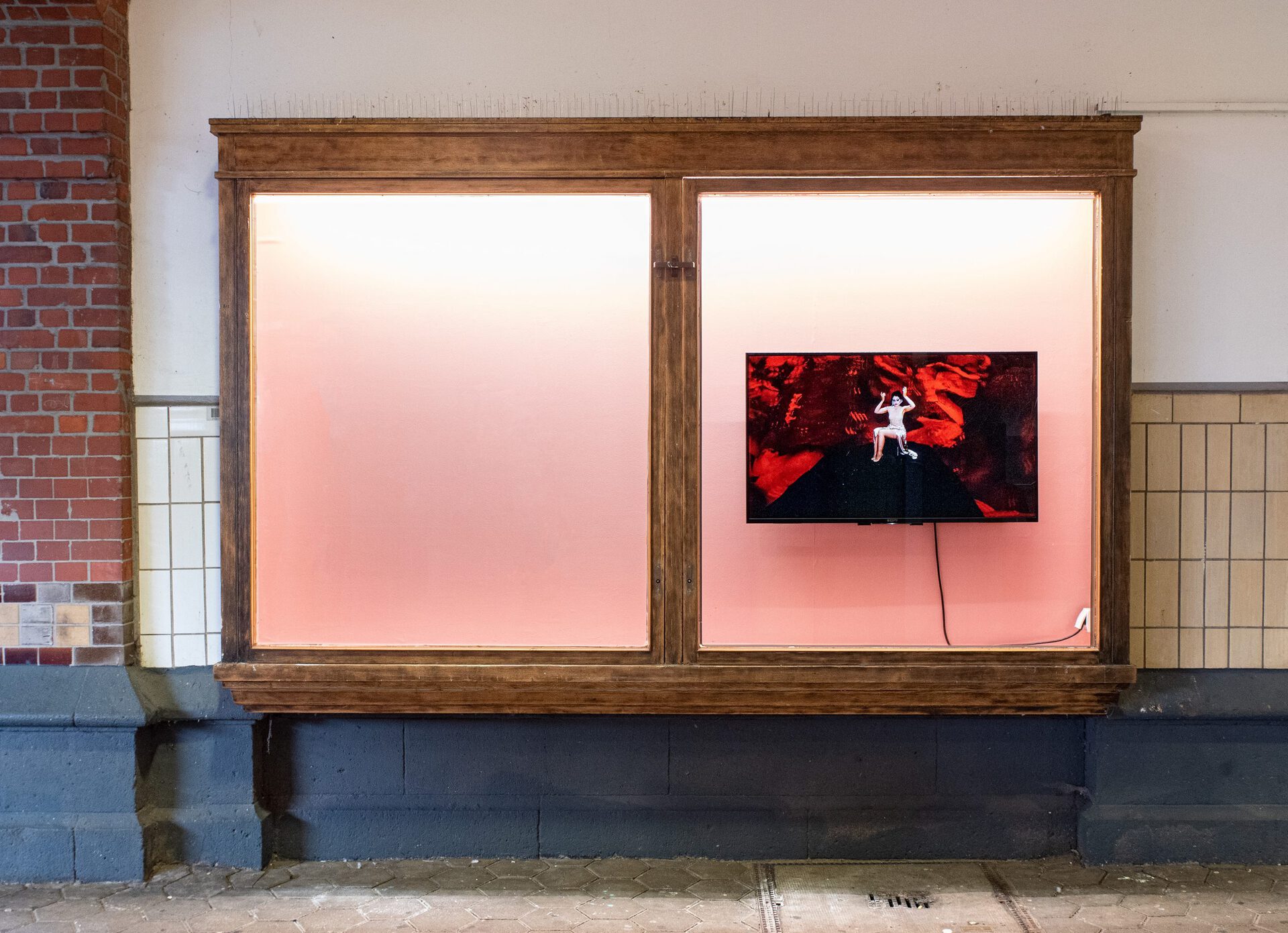 Rosh Zeeba, Opulent Silence, 2021, Video 16:9, 5