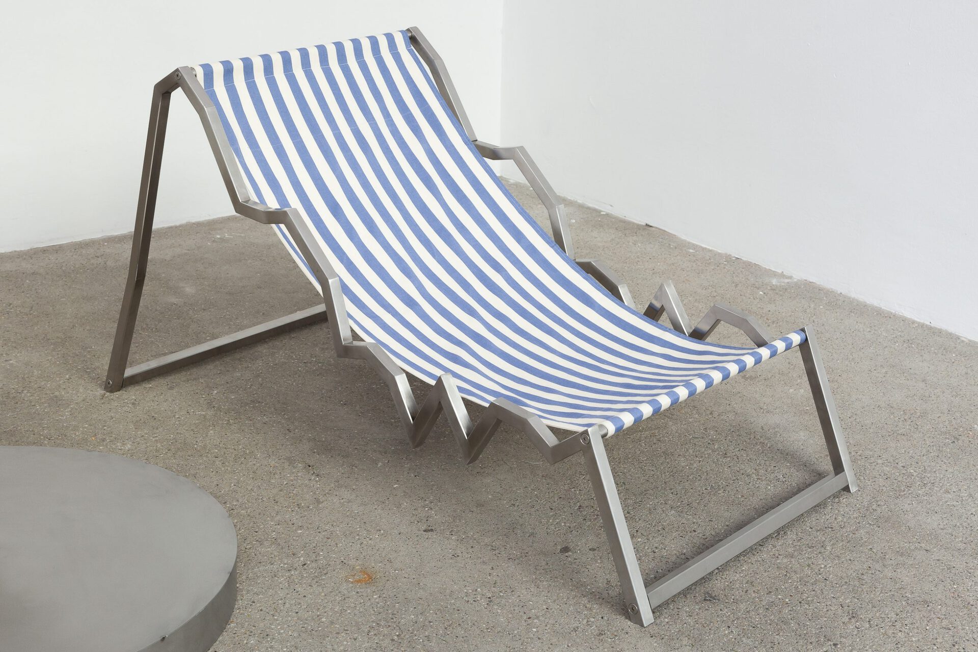Paul Spendier, "Downtime (1987)", 2021, stainless steel, cotton garment, 70 x 65 x 131 cm