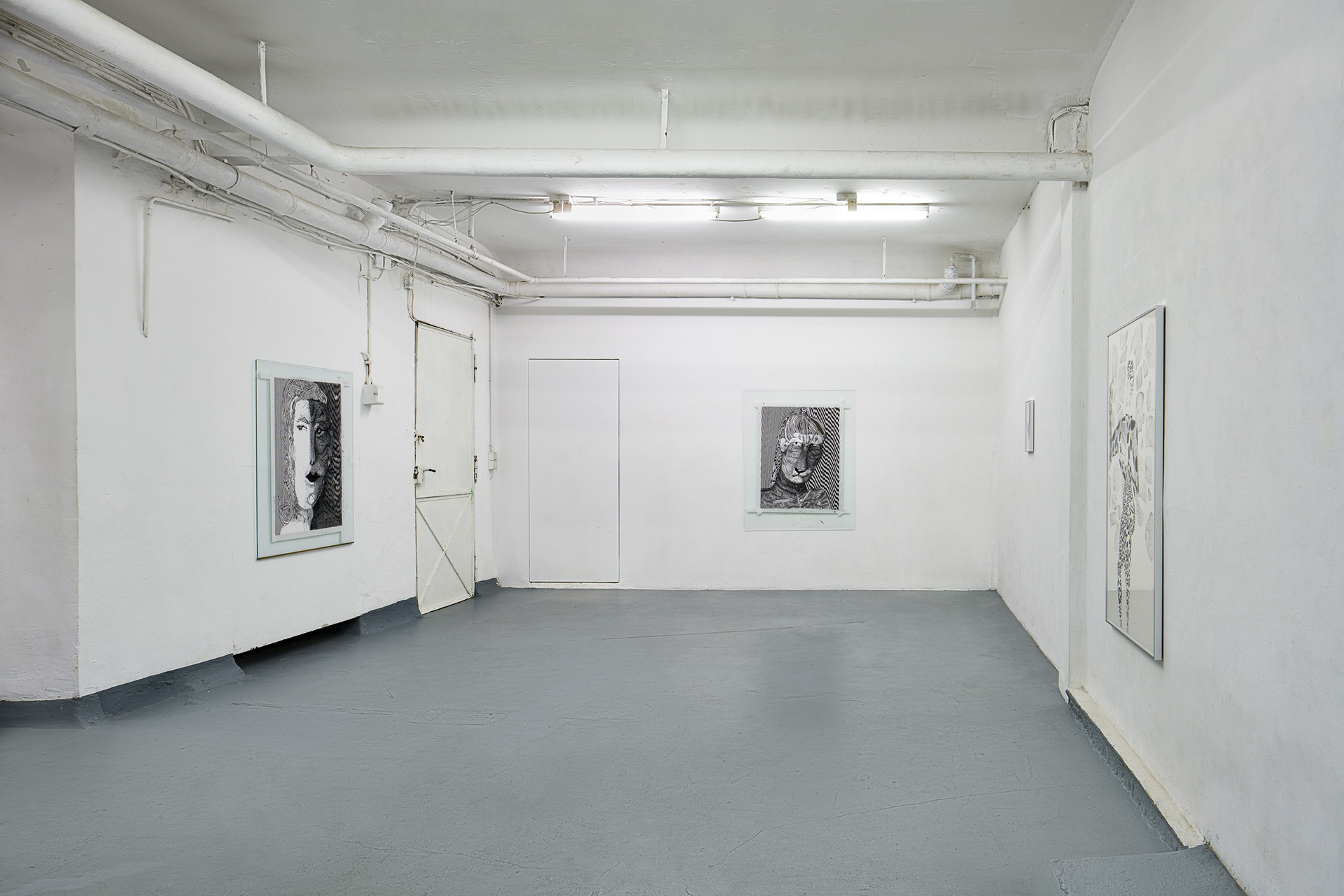 Katharina Schücke, UMSTYLING, 2022, basis project space, installation view