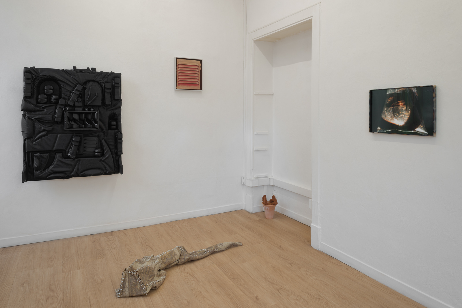 A Glimpse of the Setting Remains curated by Giovanna Manzotti at Clima, Milan exhibition view 4