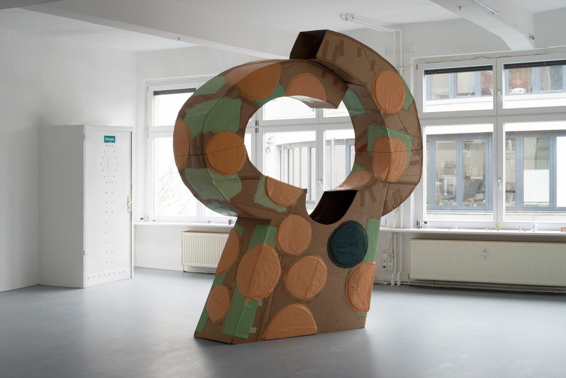 Felix Oehmann, Painkiller, 2022 Photo © Scherer/Wendler 2022 Courtesy of the artist and HaverkampfLeistenschneider, Berlin