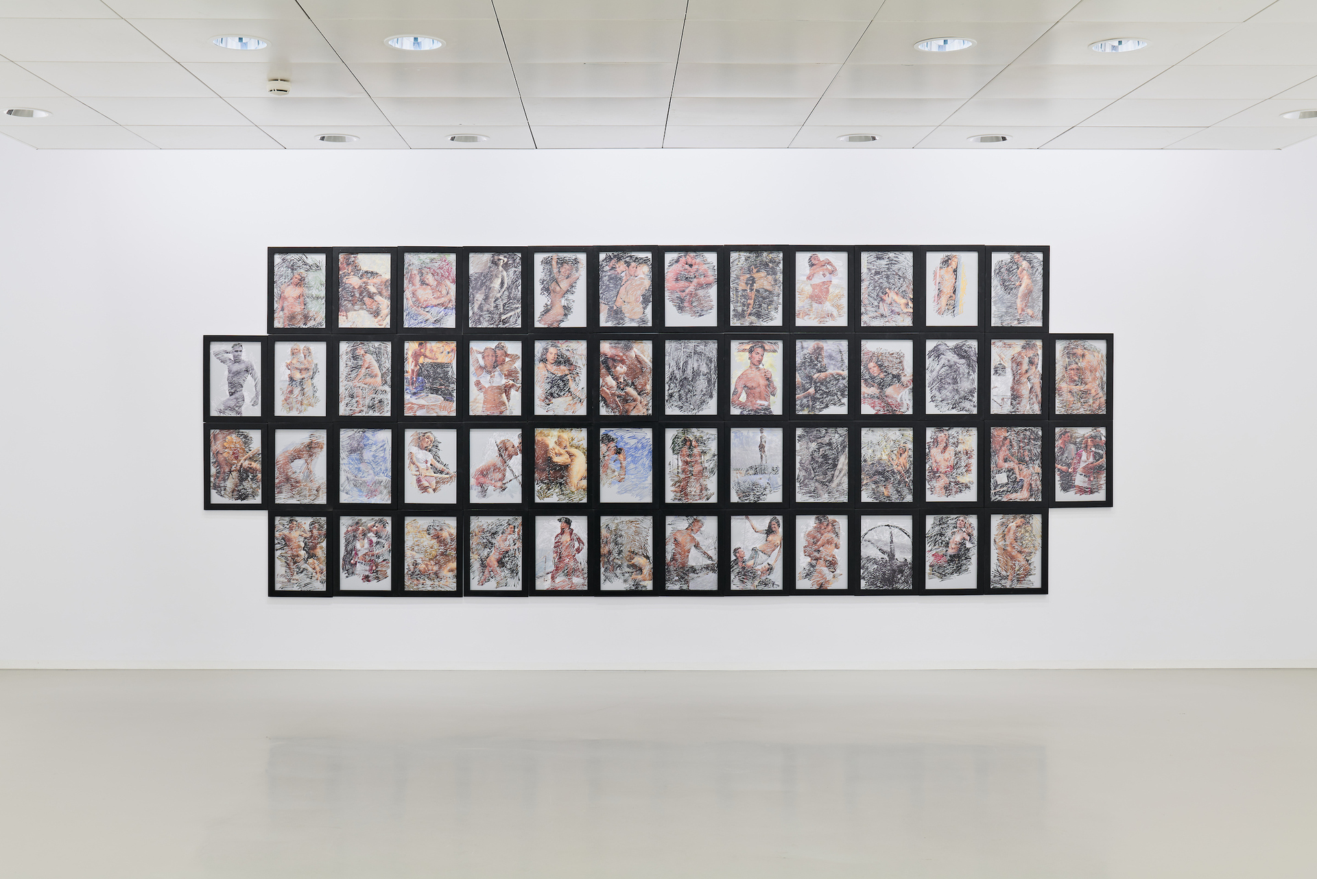 Billie Clarken, „You Oughta Be in Pictures“, 2022, 54 laminated digital prints, silkscreen, plywood, 49 x 36 cm