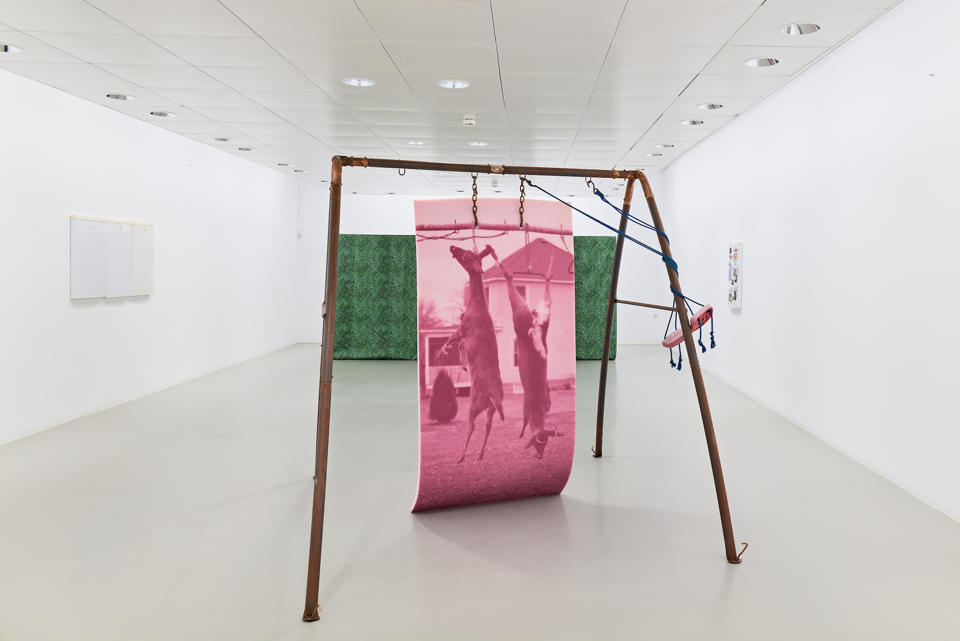 Billie Clarken, „ Cancel the Reboot“, Installation View, 2022