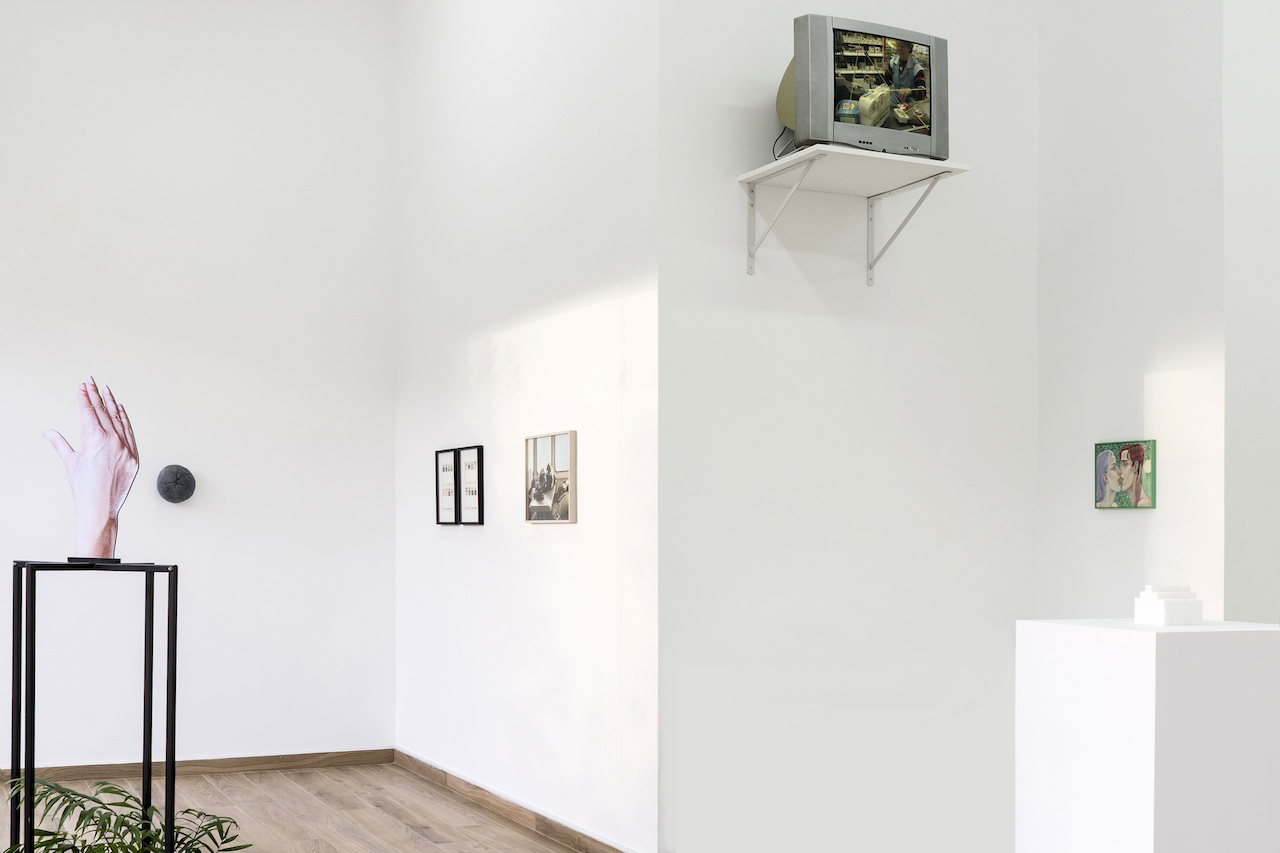Bread and Digestifs, 2022, installation shot, Callirrhöe, Athens, Photo: Alexandra Masmanidi, 2022