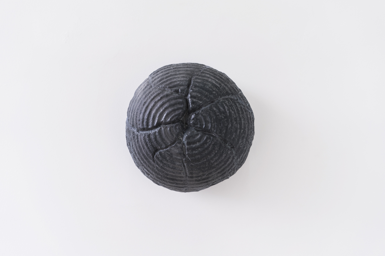 Daniel Stempfer, Laib/Loaf 8 (nylon negative edit), 2022, Nylon, 20 x 20 x 10 cm, Edition of 3 + 2 AP, Courtesy the artist, Hong Kong | Callirrhöe, Athens, Photo: Alexandra Masmanidi, 2022