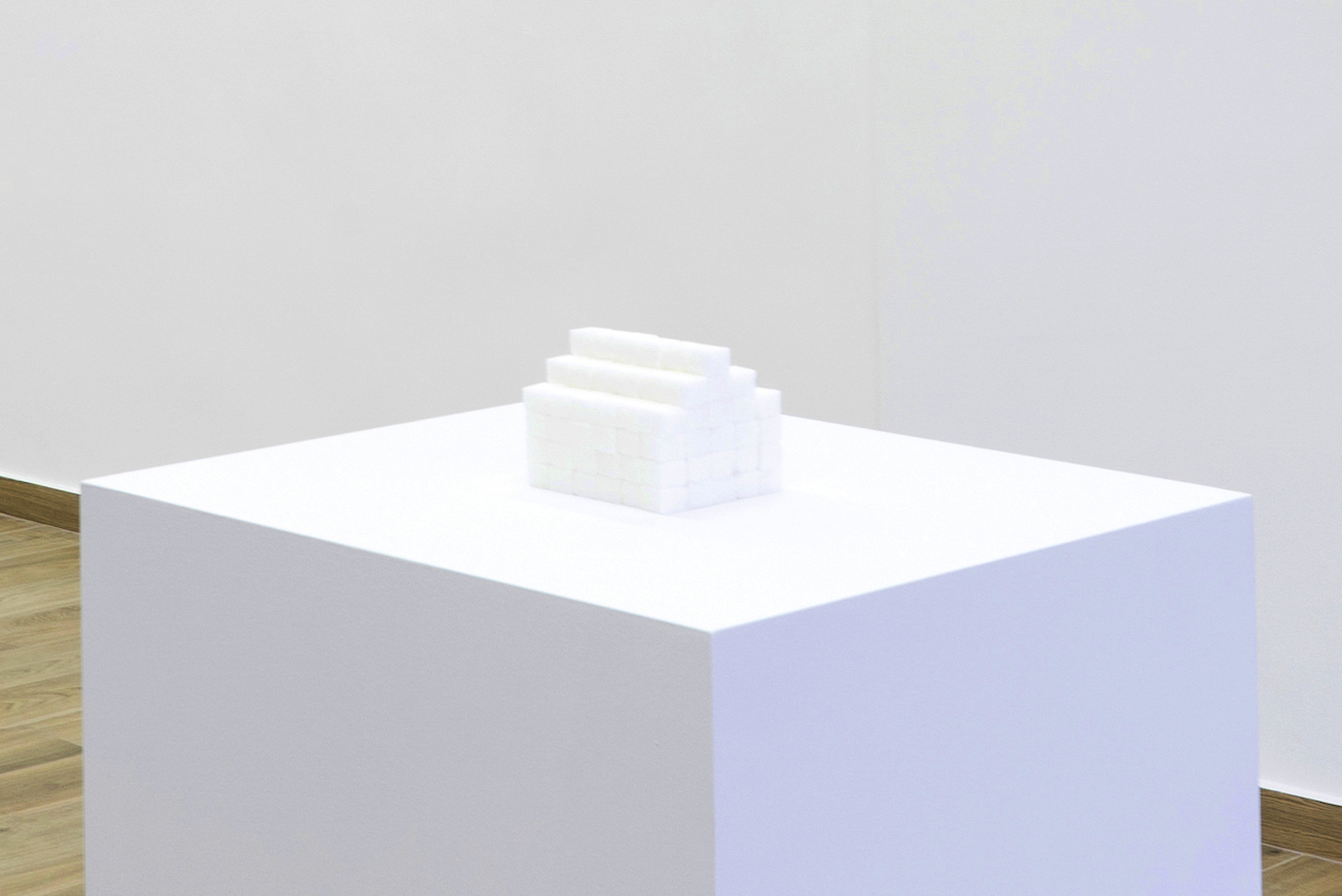 Jiří Kovanda, Sugar House, 1989– (ongoing), Sugar cubes, Dimensions variable, Courtesy gb agency, Paris | Callirrhöe, Athens, Photo: Alexandra Masmanidi, 2022