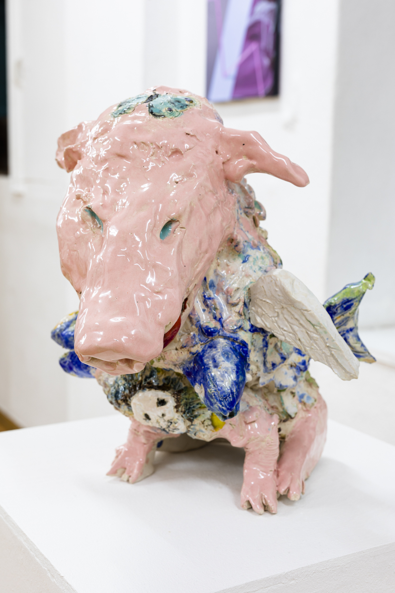 Frank Jimin Hopp, Chimera I, 2021, glaced ceramic, 37 x 20 x 19 cm