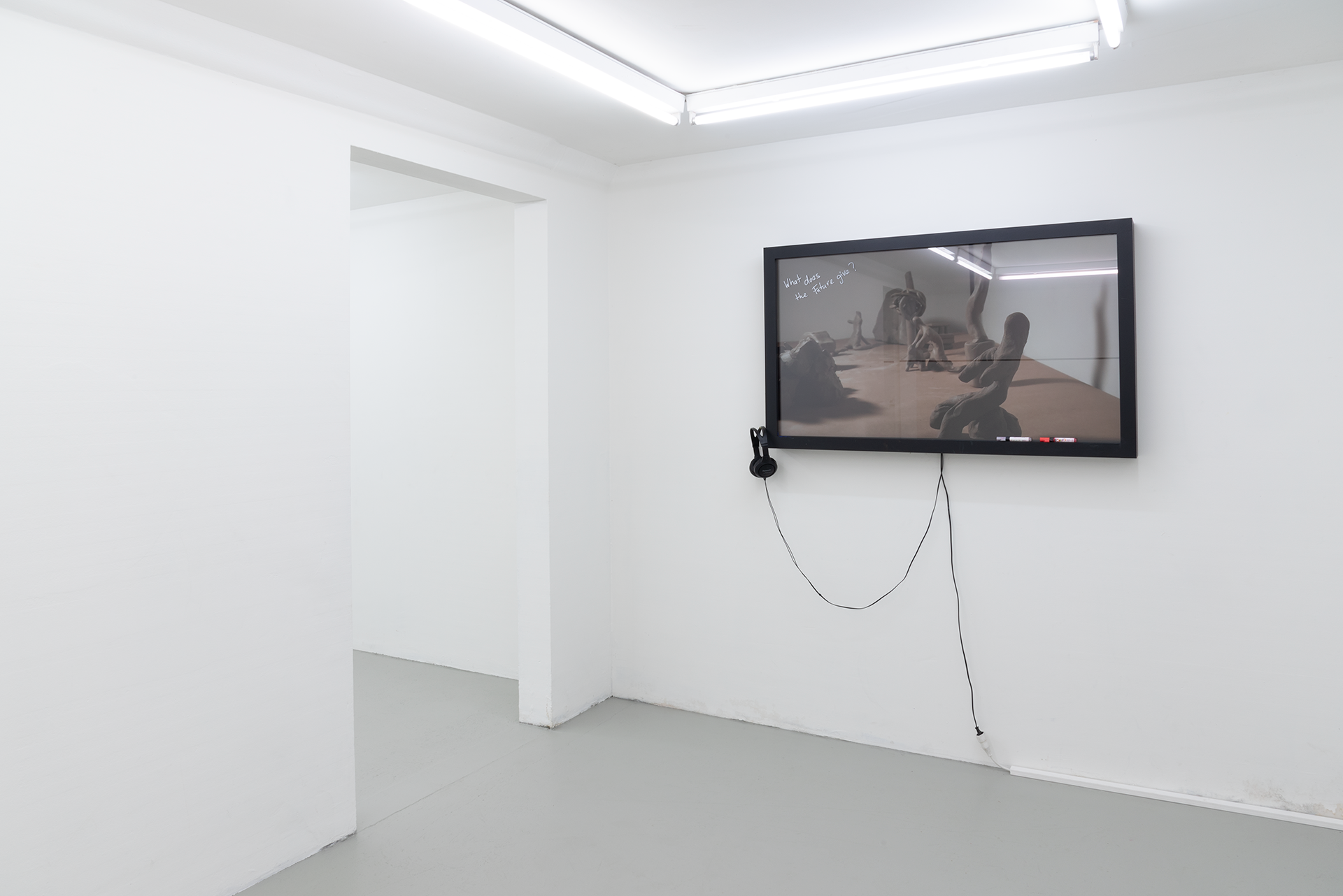 Joseph Kasau & Stephane Kabila. Geste des dieux, 2021. In three parts: HD video, sound, plexiglass; sound, paper, strings, glue;mirror, glass, laser print, cups.