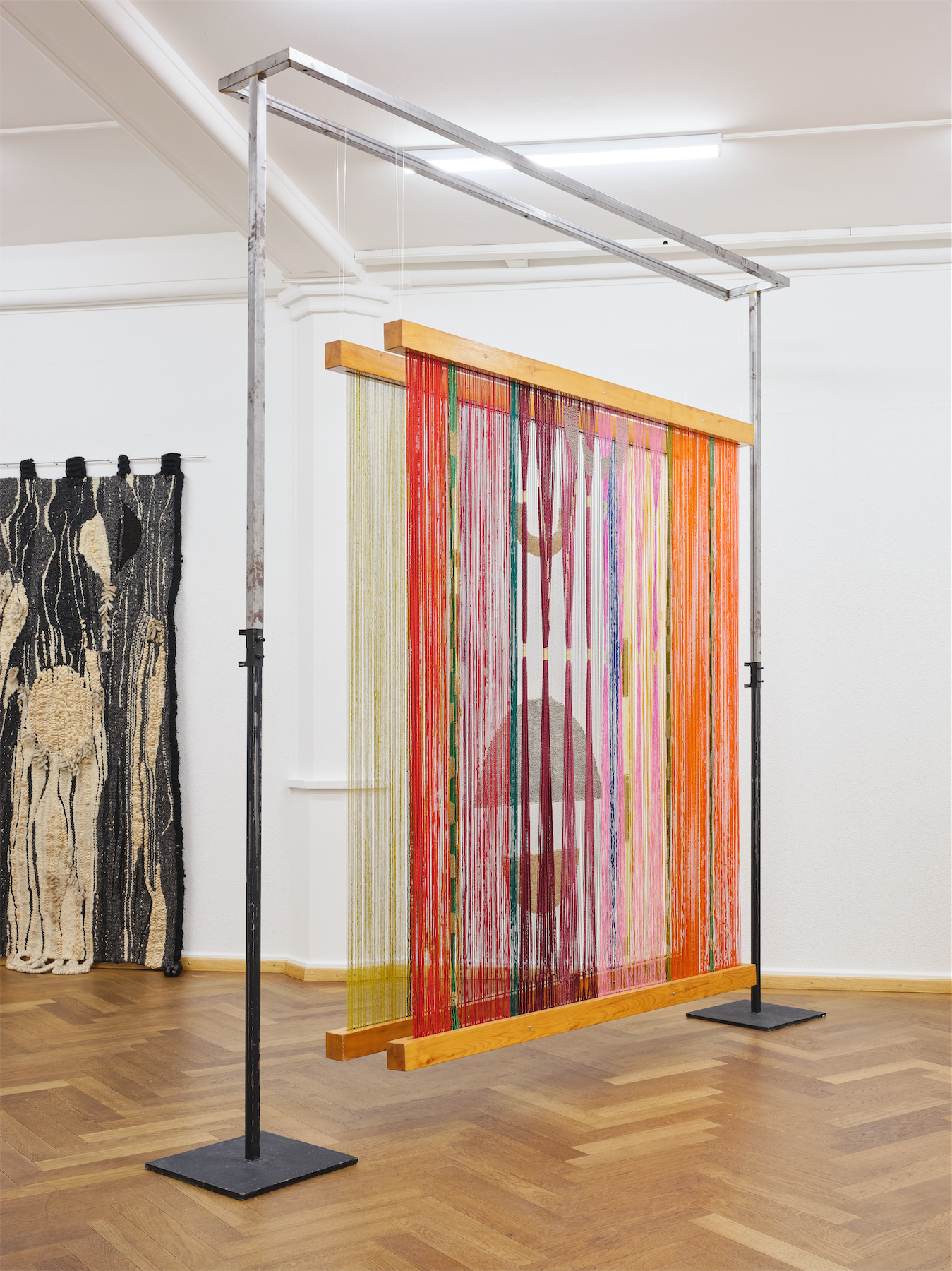 Installation views Stitches. Home as Composition, Jeanne-Odette Evard, Elsi Giauque, KRONE COURONNE, 2022. Photo: © Nicolas Delaroche Studio