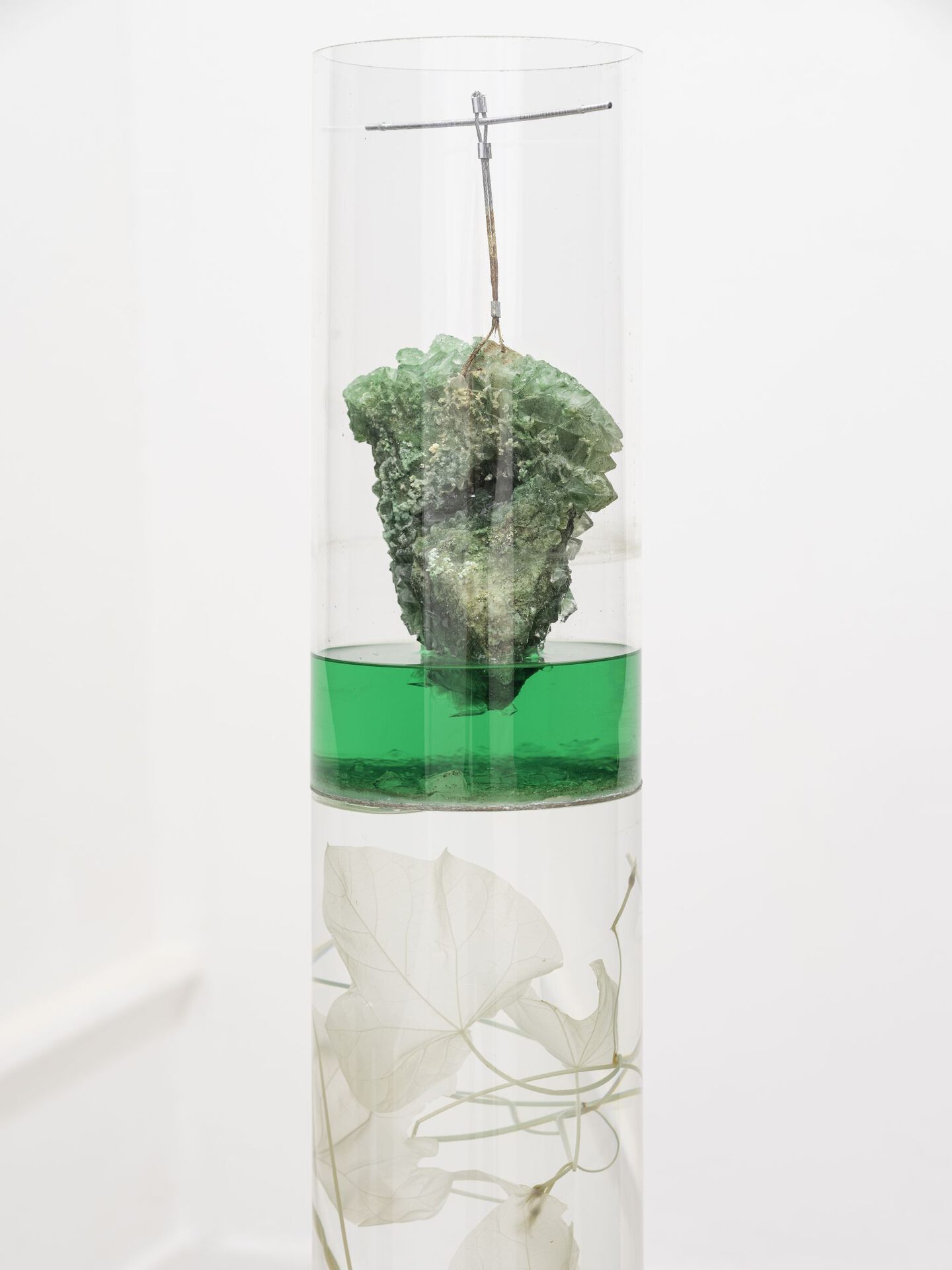 Endo Coisa (2021) A collaboration between Silvia Noronha & Anais-karenin Temporal installation