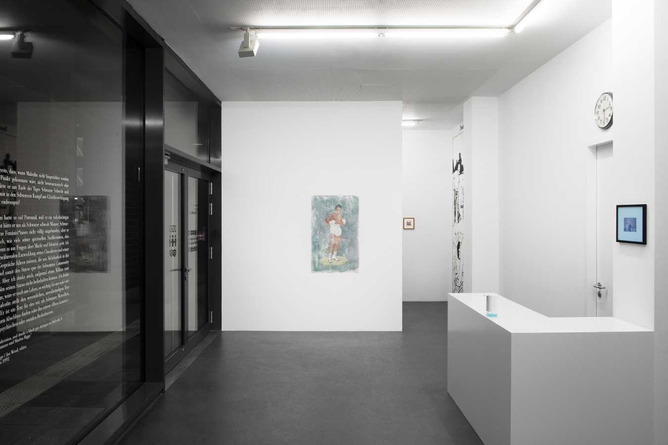 James Gregory Atkinson, ‘6 Friedberg-Chicago’, 2021/22, exhibition view, Dortmunder Kunstverein Courtesy: the artist, Germericans (Sabrina und Marvin Kuhn), Kai Matussik, Tyrown Vincent, Dortmunder Kunstverein Photo: Jens Franke
