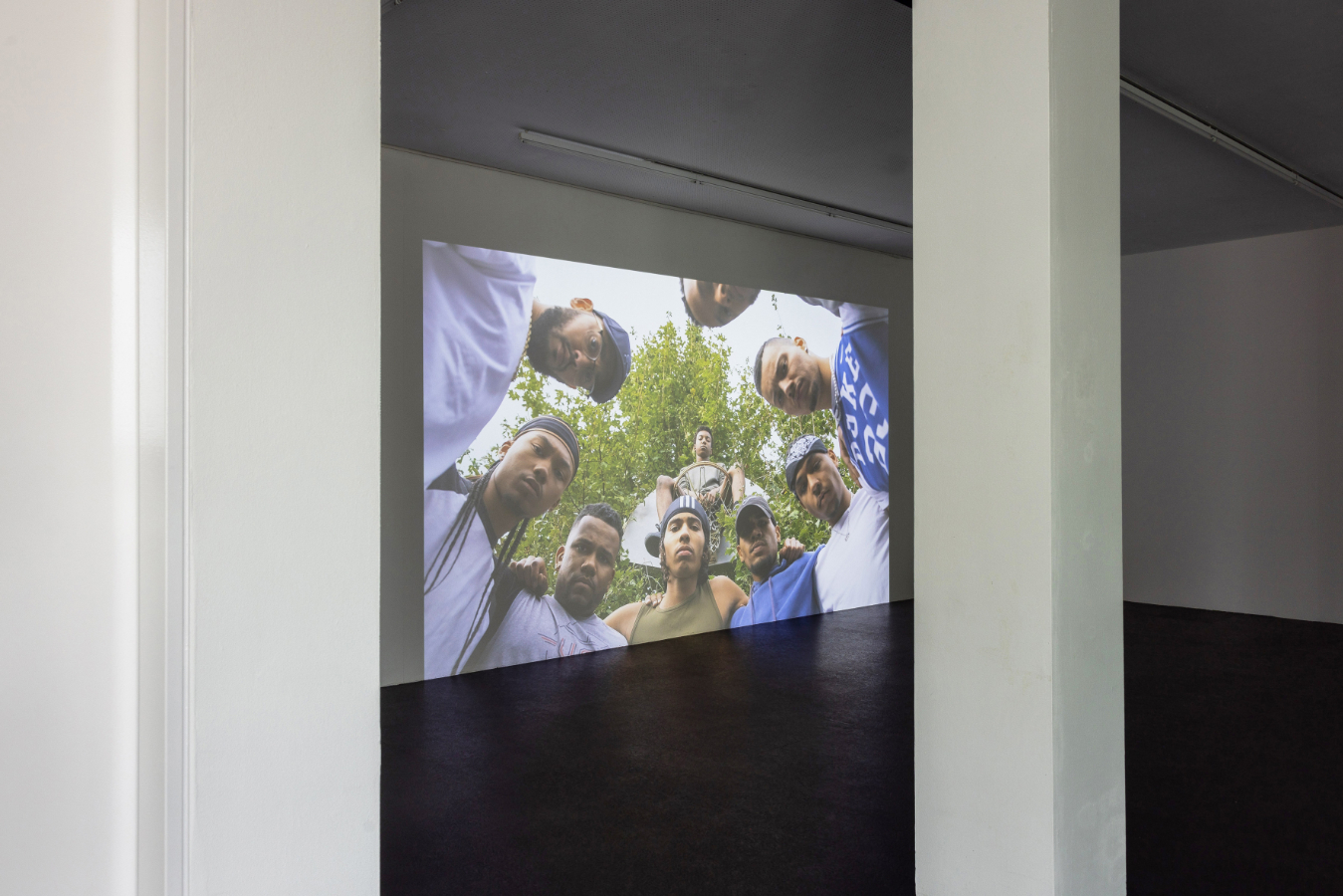 James Gregory Atkinson, 6 Friedberg-Chicago, 2021, 4K video with sound, 6‘16‘‘ loop, installation view, ‘6 Friedberg-Chicago’, Dortmunder Kunstverein Courtesy: the artist, Dortmunder Kunstverein Photo: Roland Baege