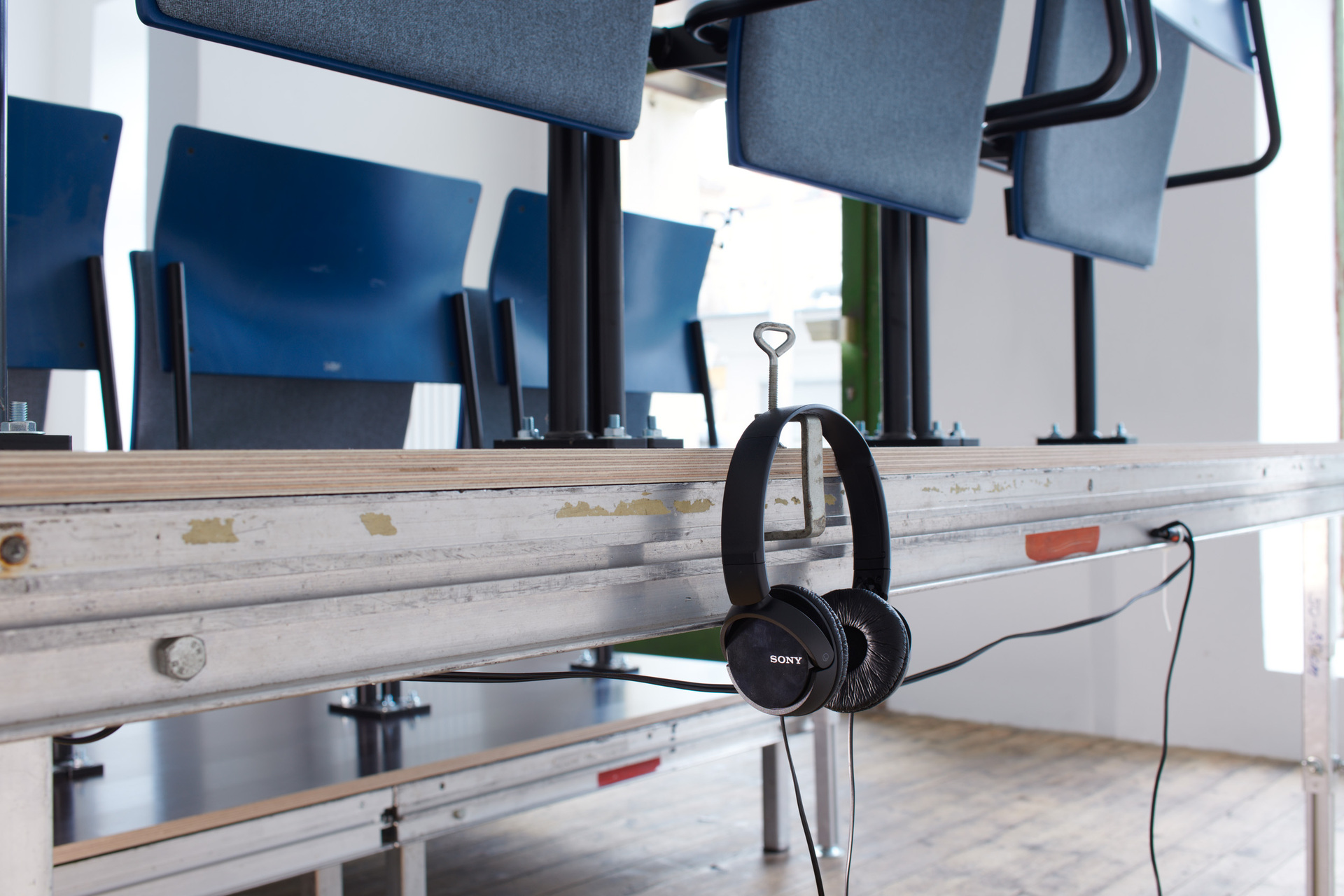 Becket MWN, Sitcom Architecture, detail, installation view, Kevin Space 2022.  Photo: Maximilian Anelli-Monti