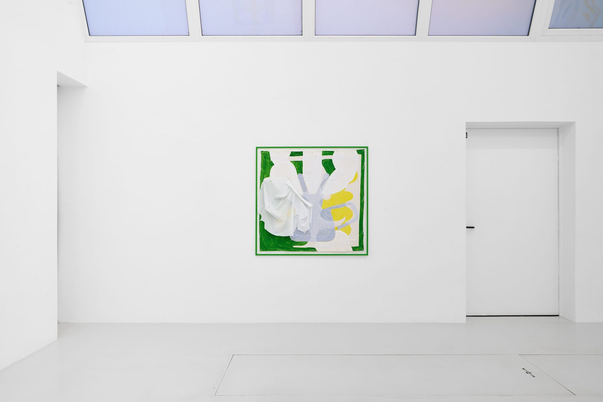 Franca Scholz, She got up and went anyway, 2022, top shirt, cotton textile, apron, acrylic paint on canvas in steel frame, 120 x 125 cm.