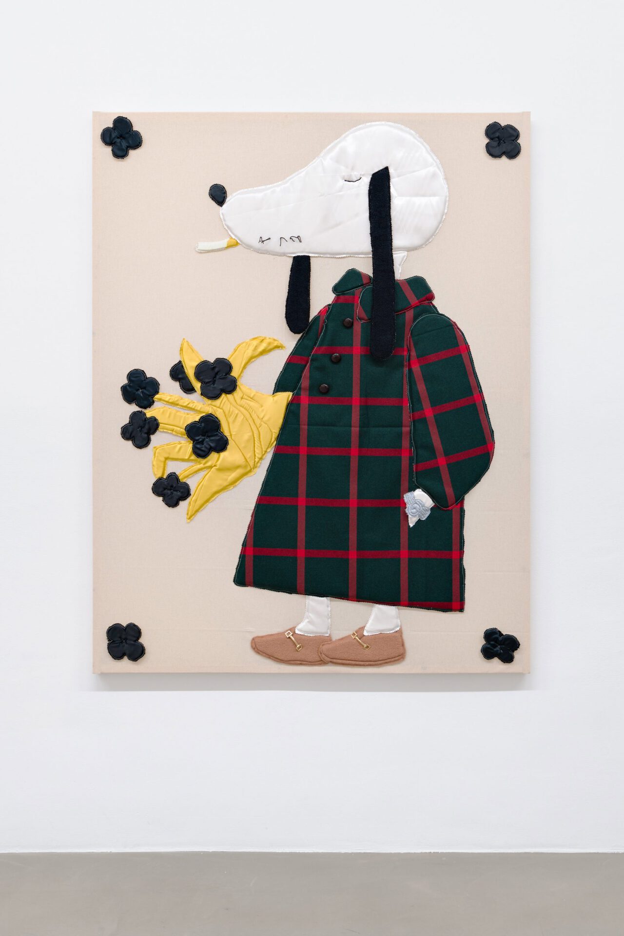 Daniel Ferstl, Schwarze Rose Rosemarie, 2022, PU-satin, plush, foam, plush, wool, yarn, cotton, wood, 160 x 125 cm. © Wonnerth Dejaco and the artist. Photo: Peter Mochi