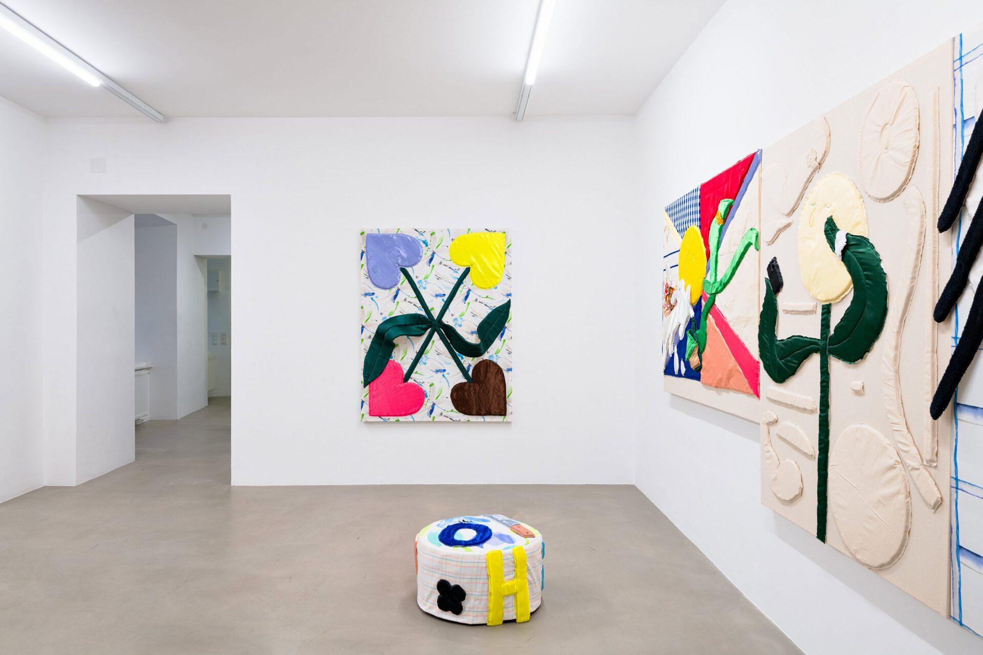 Daniel Ferstl, Lovers, installation view, Wonnerth Dejaco, Vienna 2022. © Wonnerth Dejaco and the artist. Photo: Peter Mochi