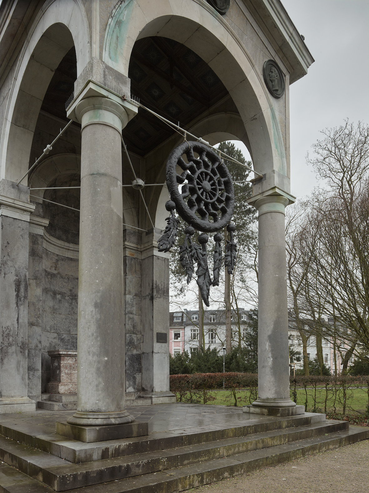 Frankfurter Hauptschule, Osten ist rechts, 2022, styrofoam, polyurea, 300 x 170 cm