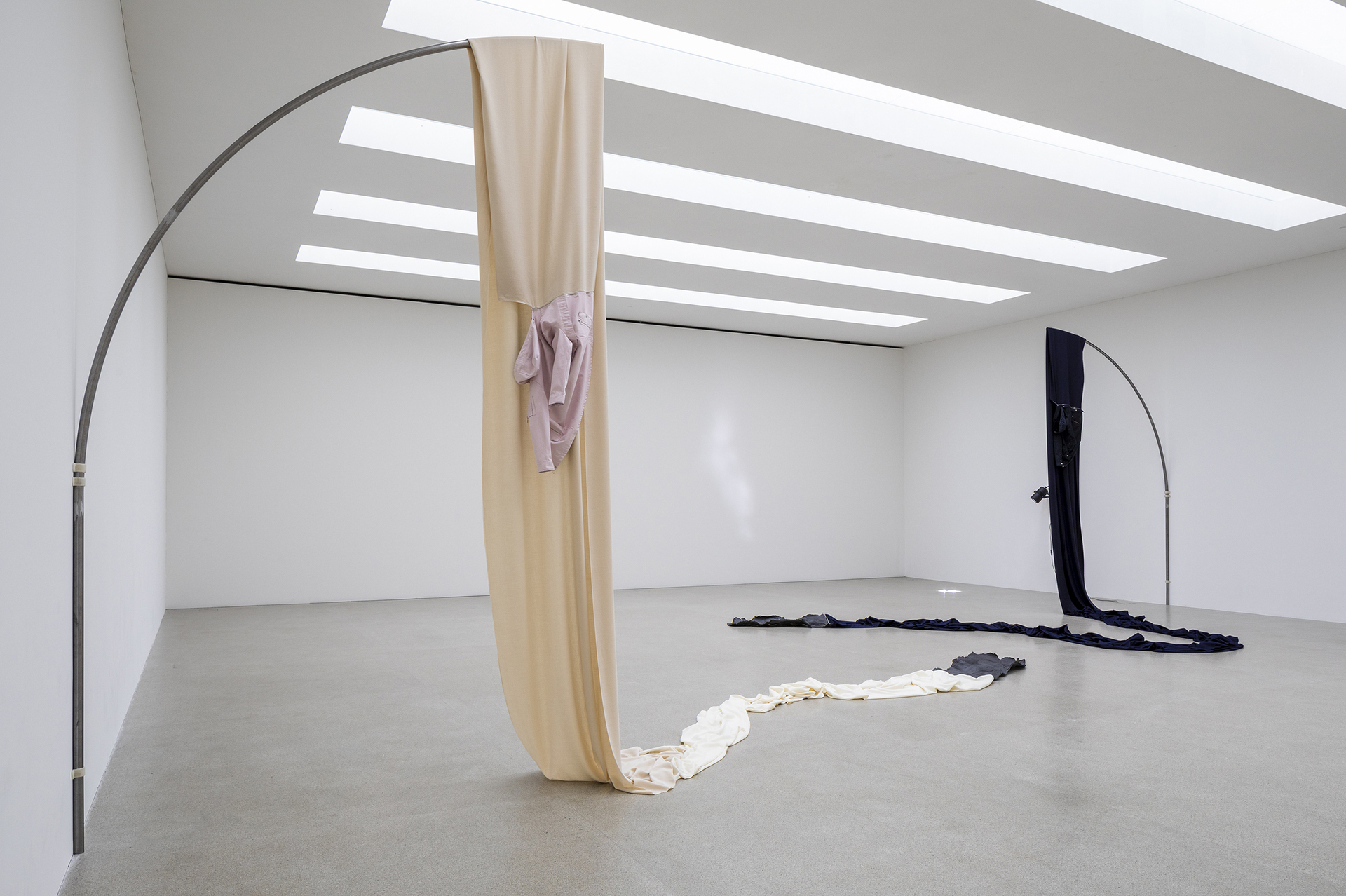 Gil Pellaton, Installation View