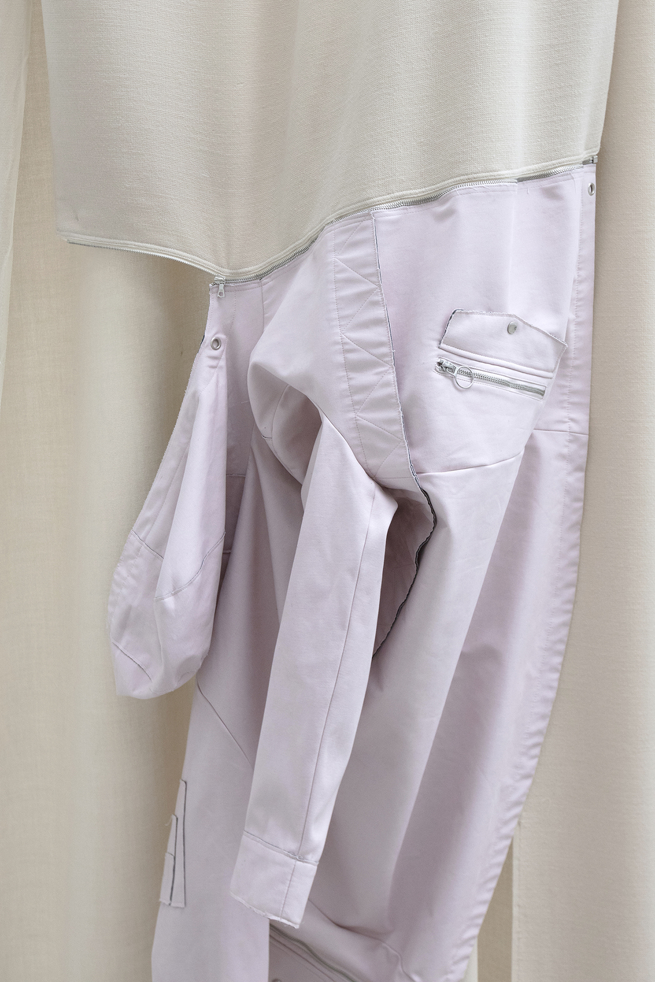 Gil Pellaton, Installation View