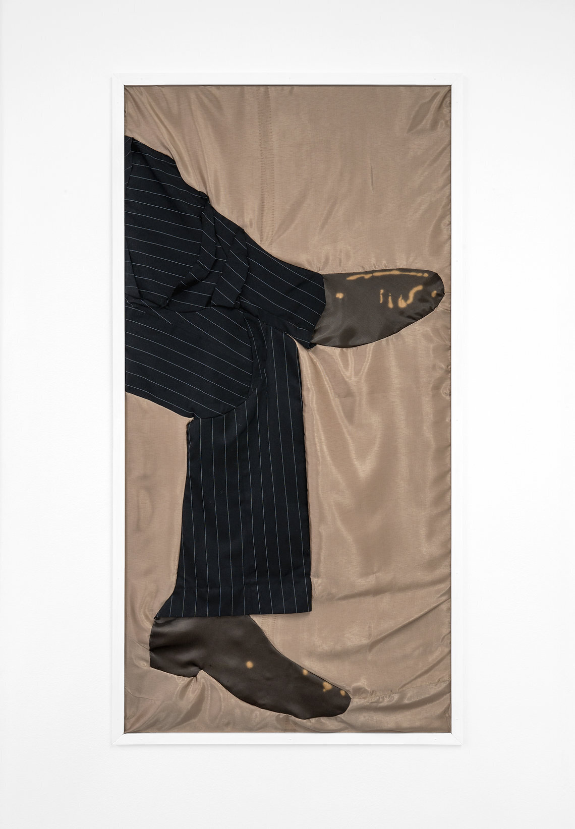 Ellie de Verdier, Suit, 2020, bleach on textile, 120 × 62,3 cm