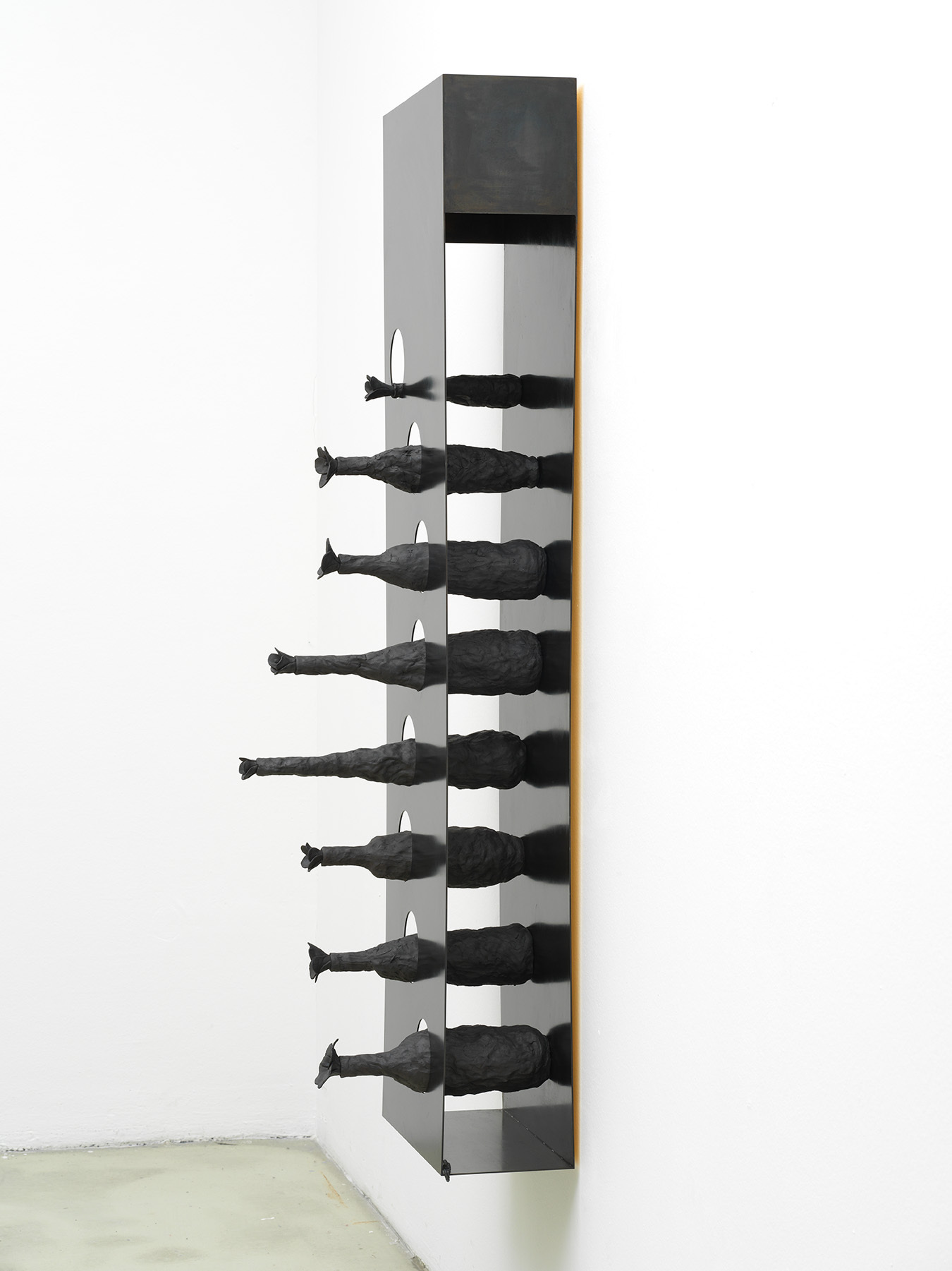 Untitled 4 (Night blooming lune), detail, 2022, ceramic, blackened steel, 160 x 45 x 45 cm