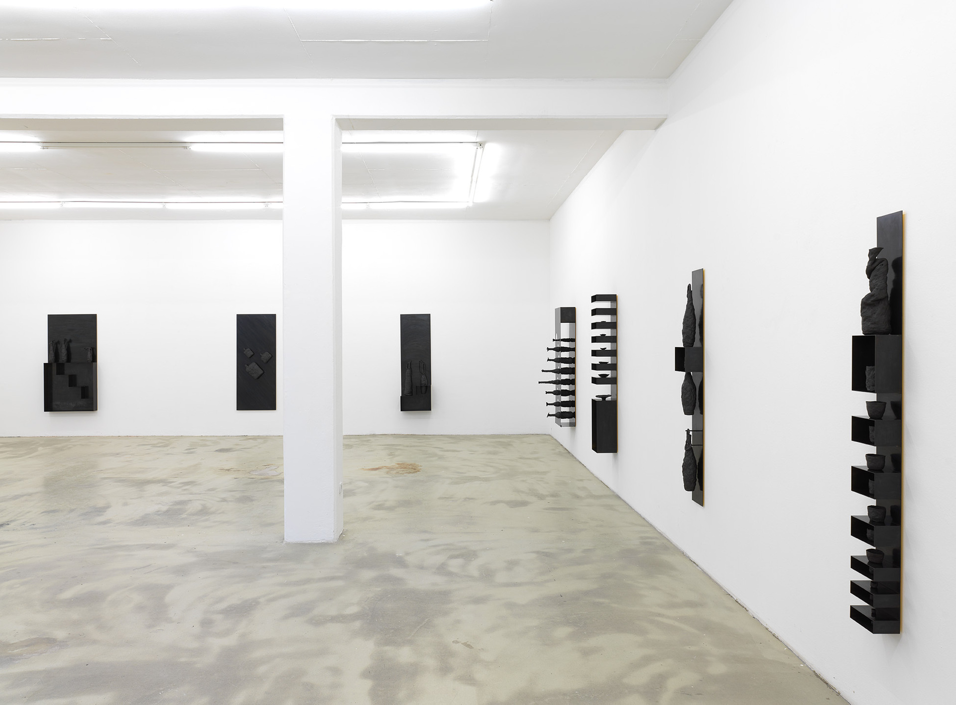 itself and else, 2022; Klemm's, Berlin.