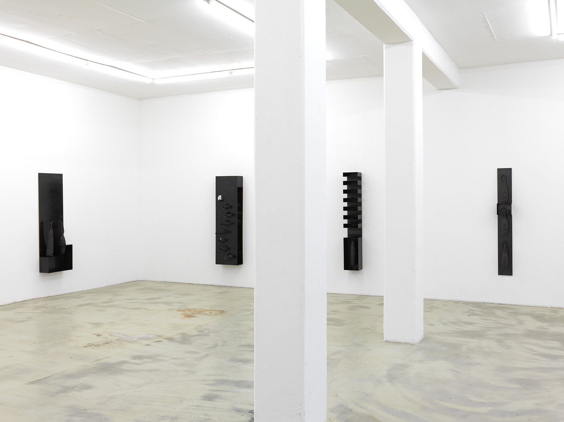 itself and else, 2022; Klemm's, Berlin.