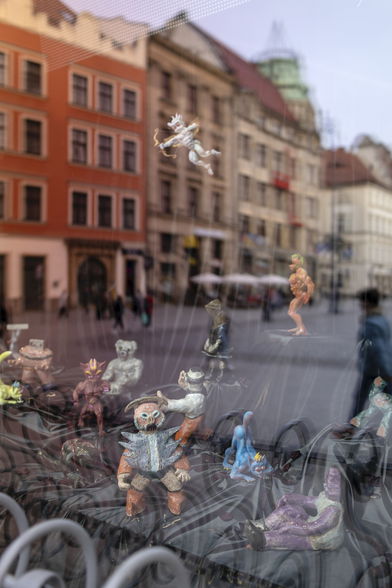 Jan Możdżyński, Sebulec – Lovehammer, exhibition view, Krupa Gallery, 2022