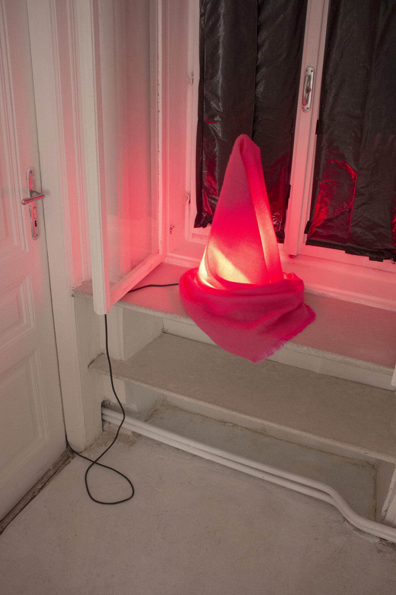 Julius Pristauz, sketch for a light mood (covered lamp), 2022. FLOS MayDay lamp, pink scarf.