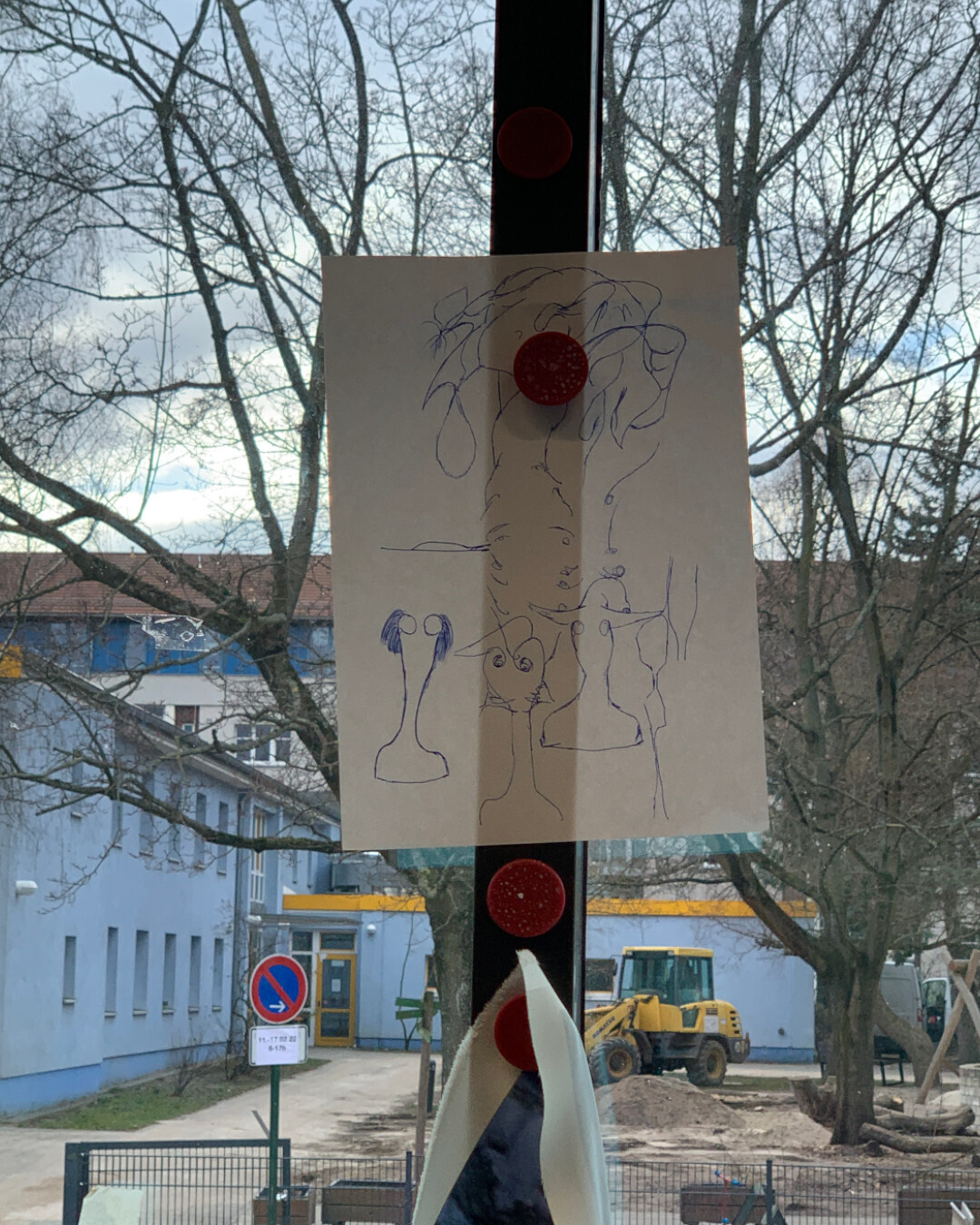 Kim Pradera, Dieselbe Person, 2022, performance (screenshot 2/3)