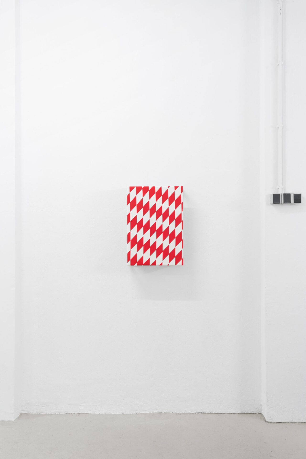 Jonas Maas, „ohne Titel“, 2022, laquer, acrylic, MDF, wood, 59,8 x 42,3 x 18,2 cm