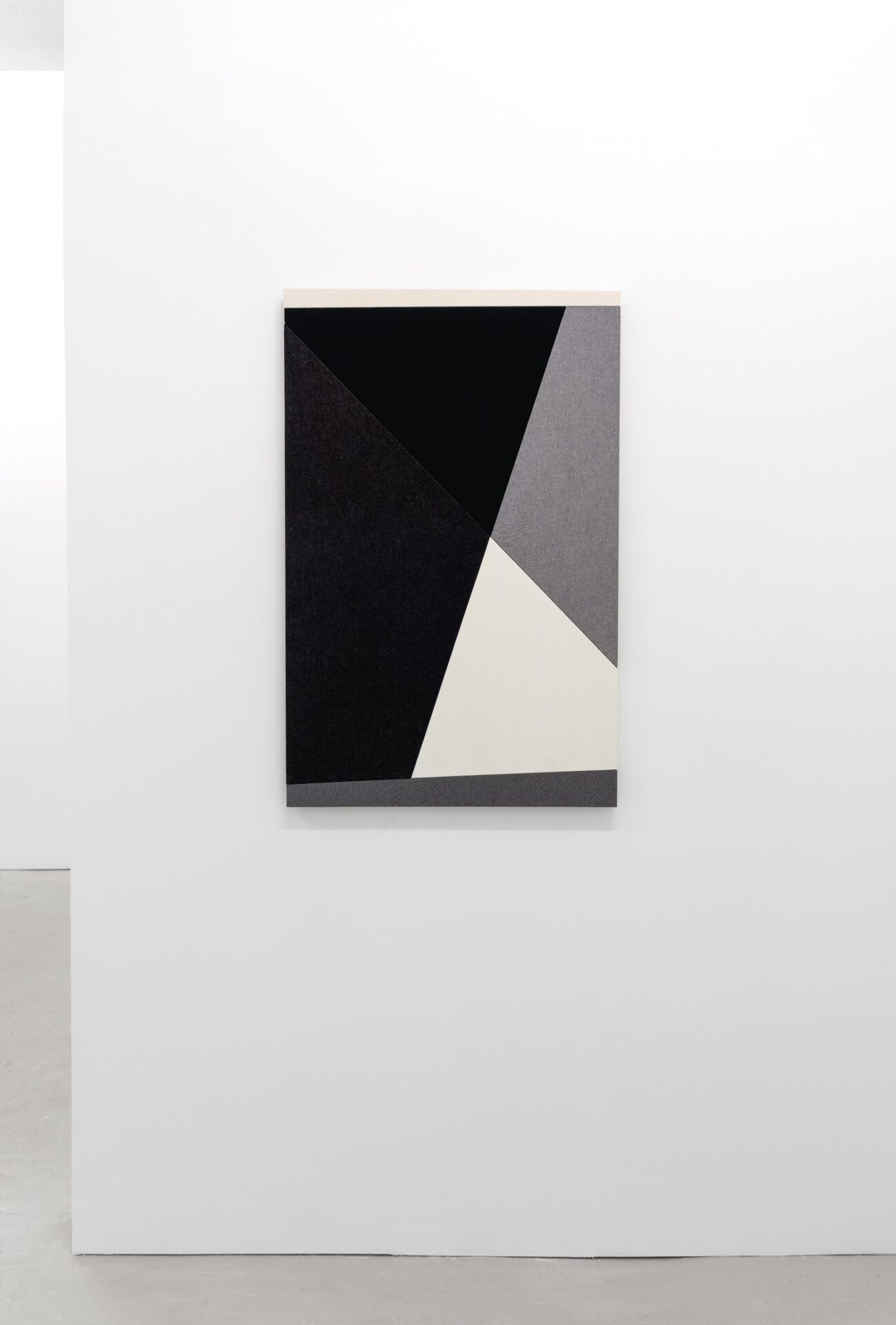 Tobias Maring, „ohne Titel“, 2019, cotton and linen on MDF, 94 x 60 cm