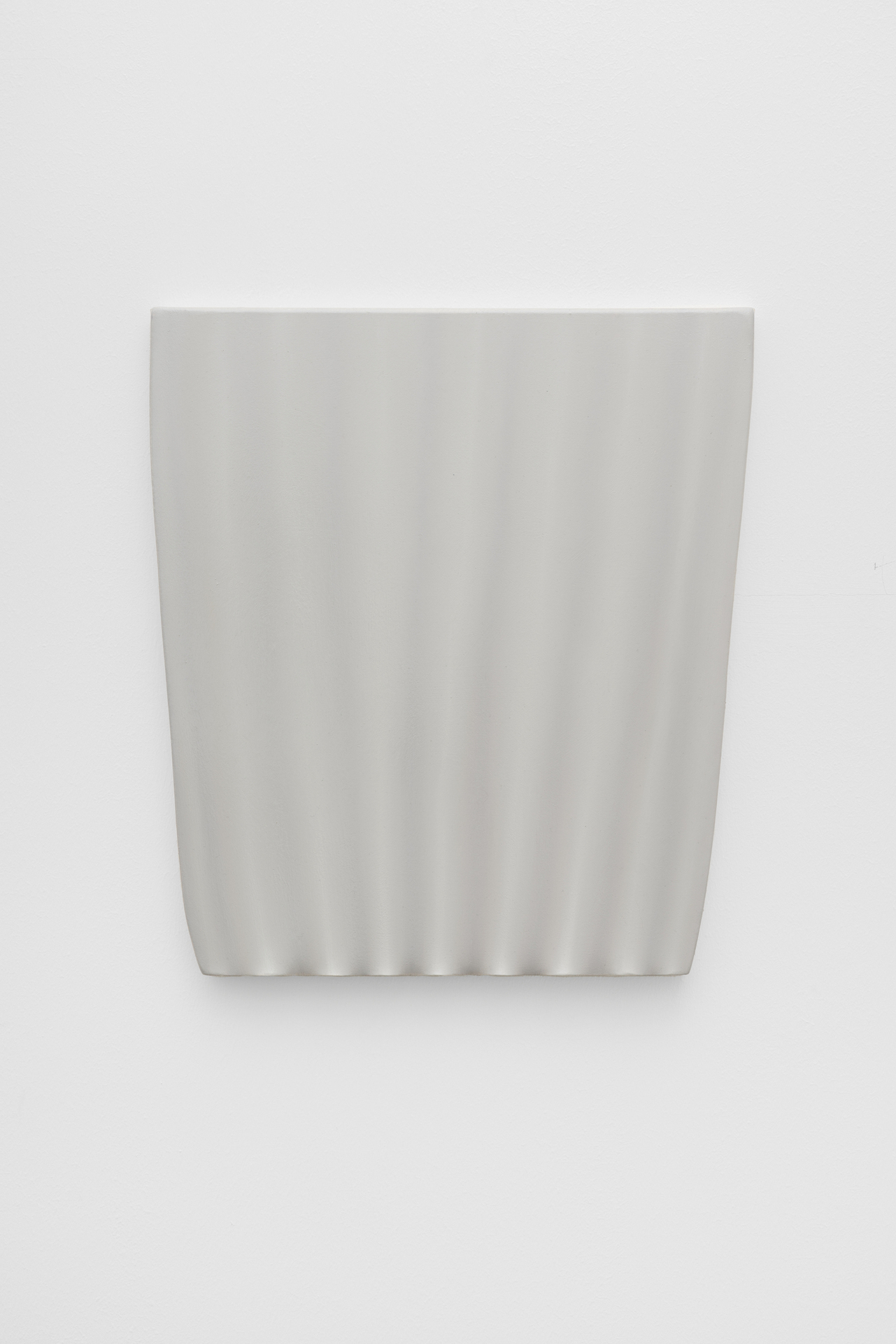 Emilia Kina, Untitled, 2022 oil on canvas, molded loom, 50 x 46 x 3 cm