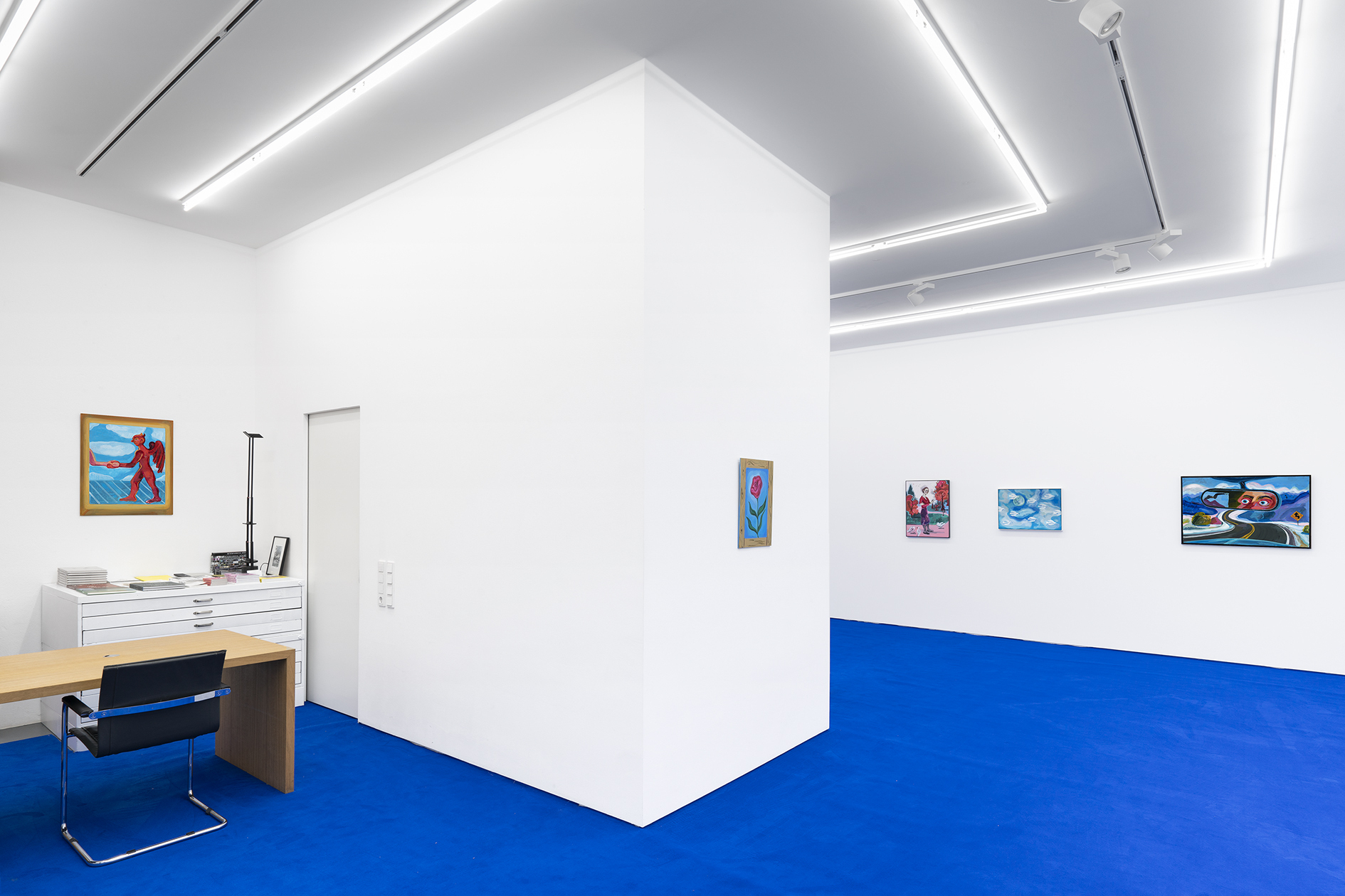 Installation view, Olivia Parkes, THE SAME RIVER, Mountains, Berlin, 2022
