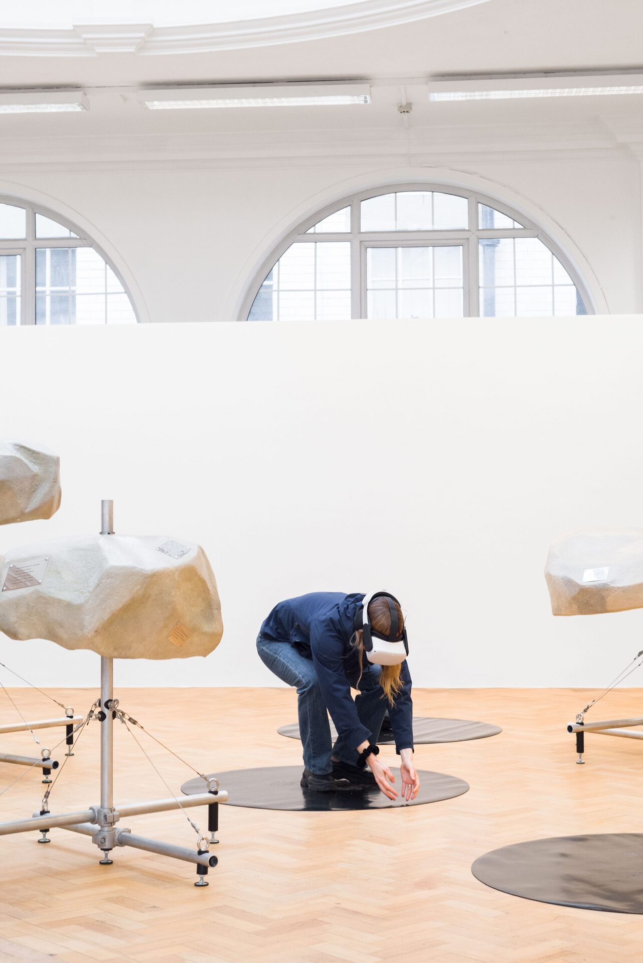 Thomas Pellerey Grogan, Thinking like a mountain, 2022, Overview #7, VR Game Installation, h.165 x w.750 x d.530 cm