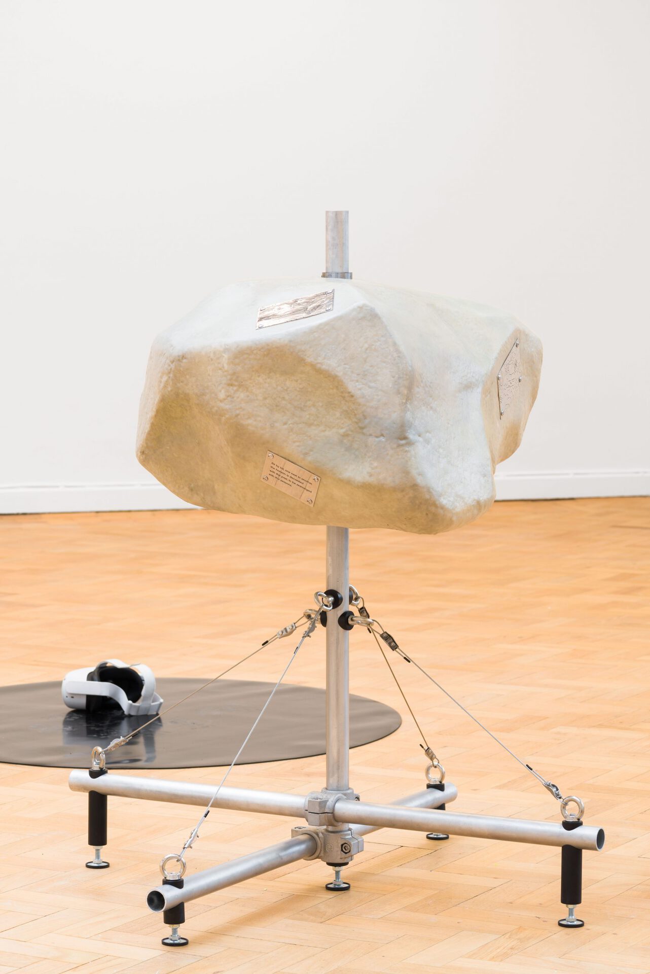 Thomas Pellerey Grogan, Thinking like a mountain, 2022, Sculpture #3, polyester resin, stainless steel, aluminium, plastic, h.110 x w.78 x d.78 cm
