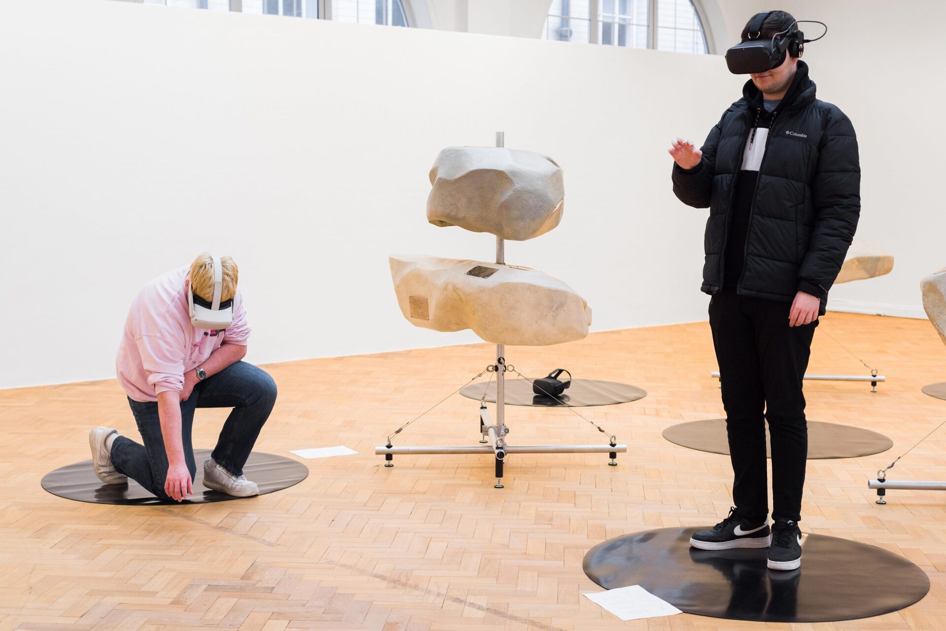 Thomas Pellerey Grogan, Thinking like a mountain, 2022, Overview #6, VR Game Installation, h.165 x w.750 x d.530 cm