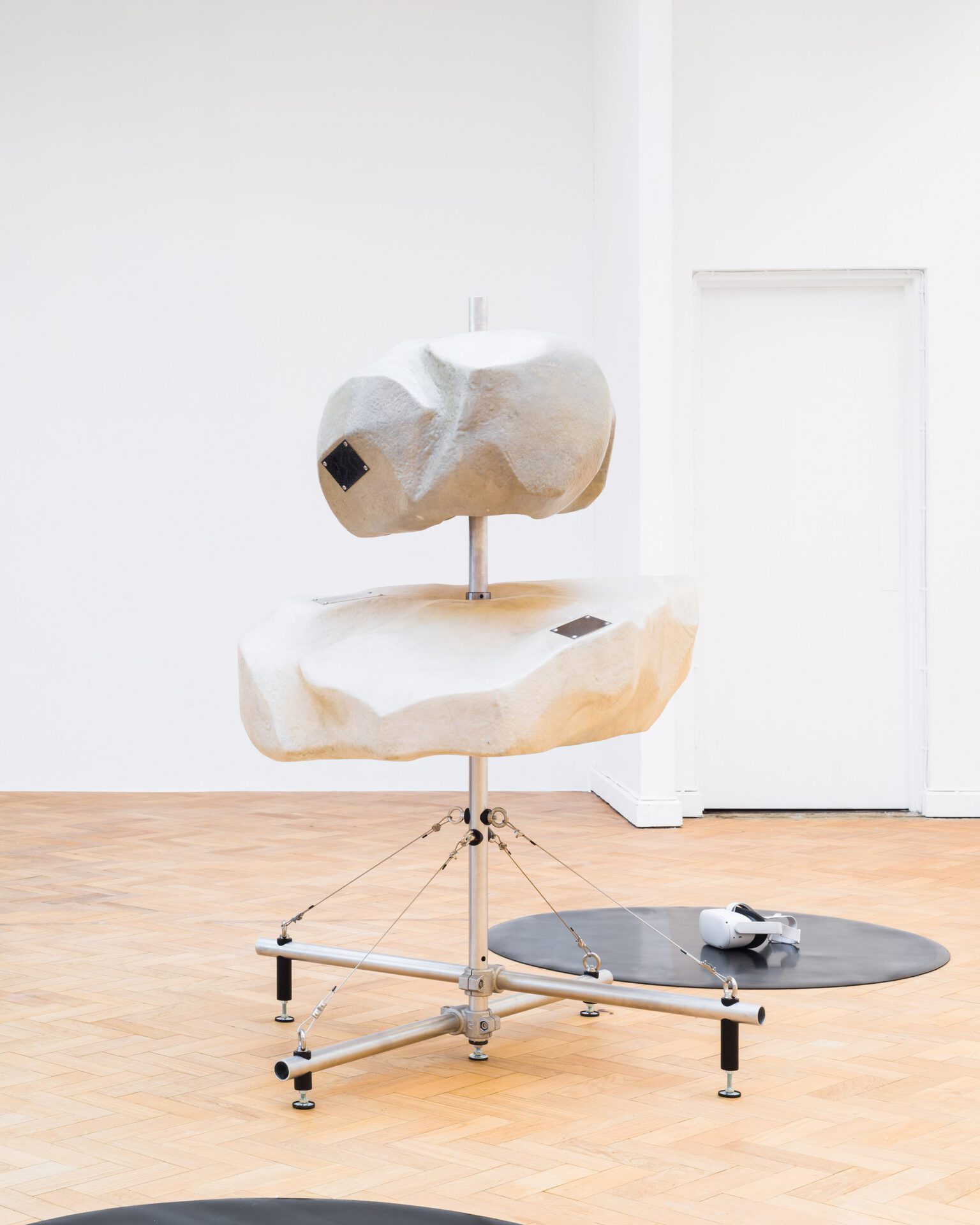 Thomas Pellerey Grogan, Thinking like a mountain, 2022, Sculpture #2, polyester resin, stainless steel, aluminium, plastic, h.150 x w.110 x d.98 cm