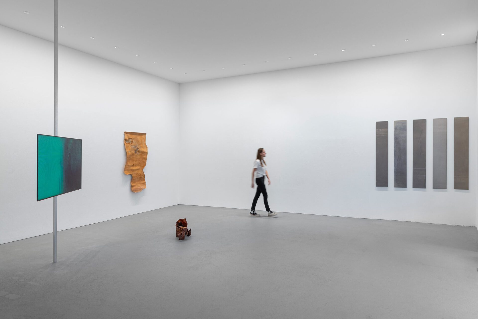 Troika, Rindon Johnson, Liz Deschenes, under the sun, exhibition view, 2022