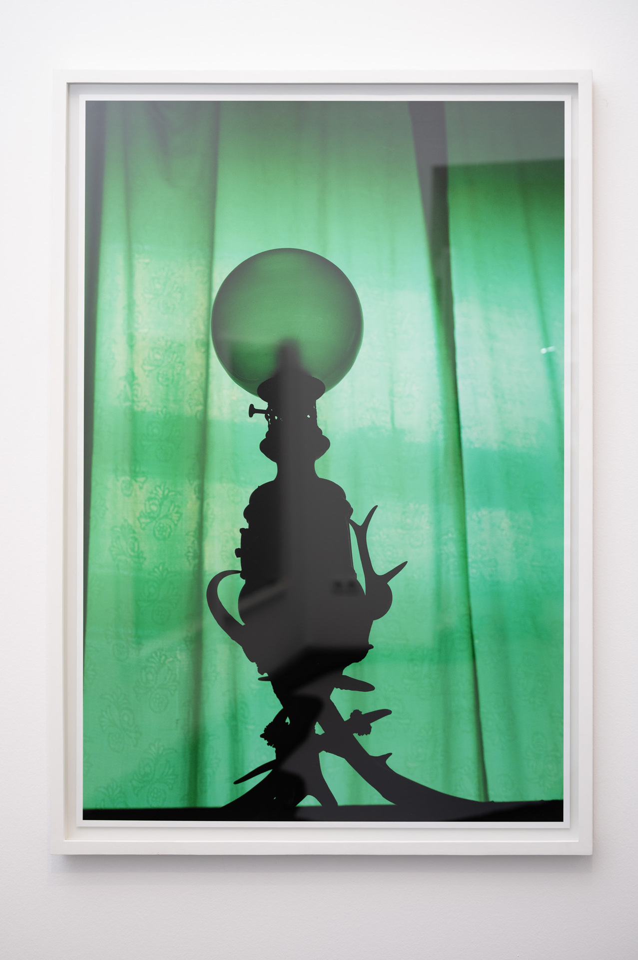 Nestan Abdushelishvili, Untitled (Green), C - print, 116 x 82cm, 2021