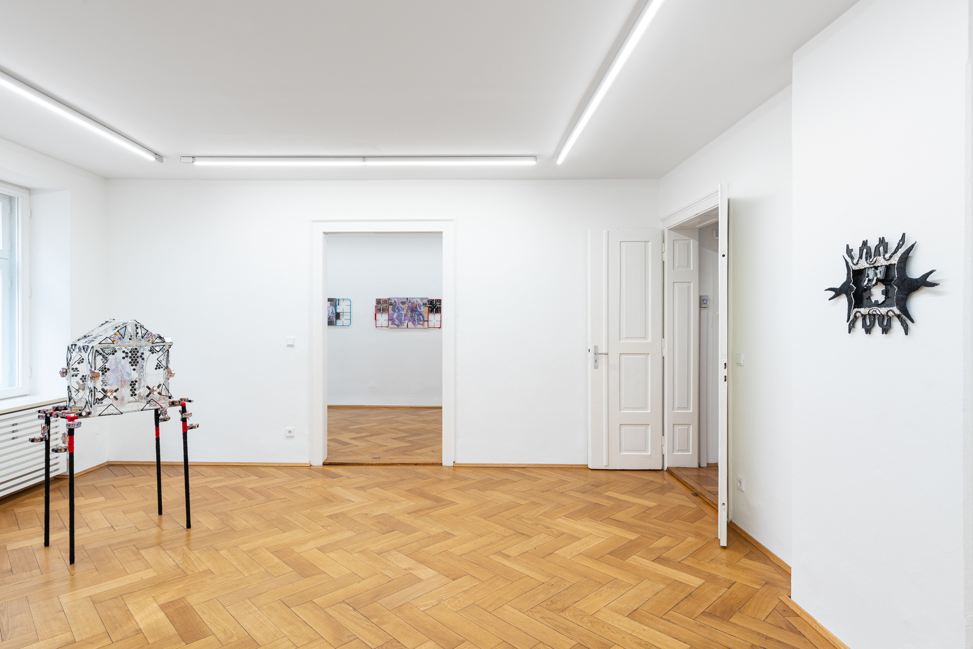 Installation view Anna Solal: "adresse aux gémonies", BRITTA RETTBERG Munich, 2022