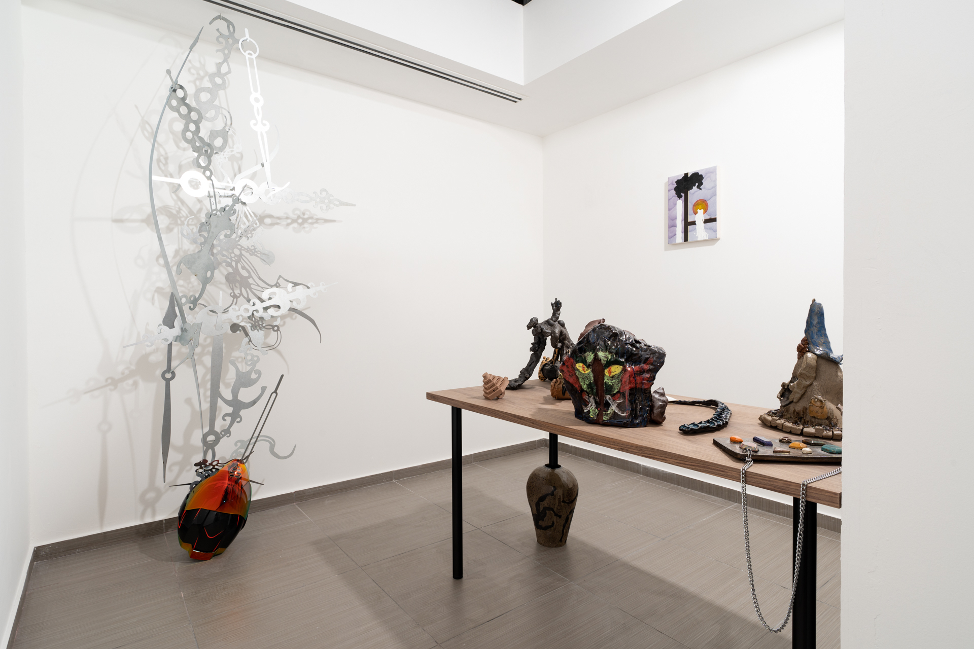 Daniel Oksenberg, Into the Sunset, installation view, 2022, Offnobank, Tel Aviv